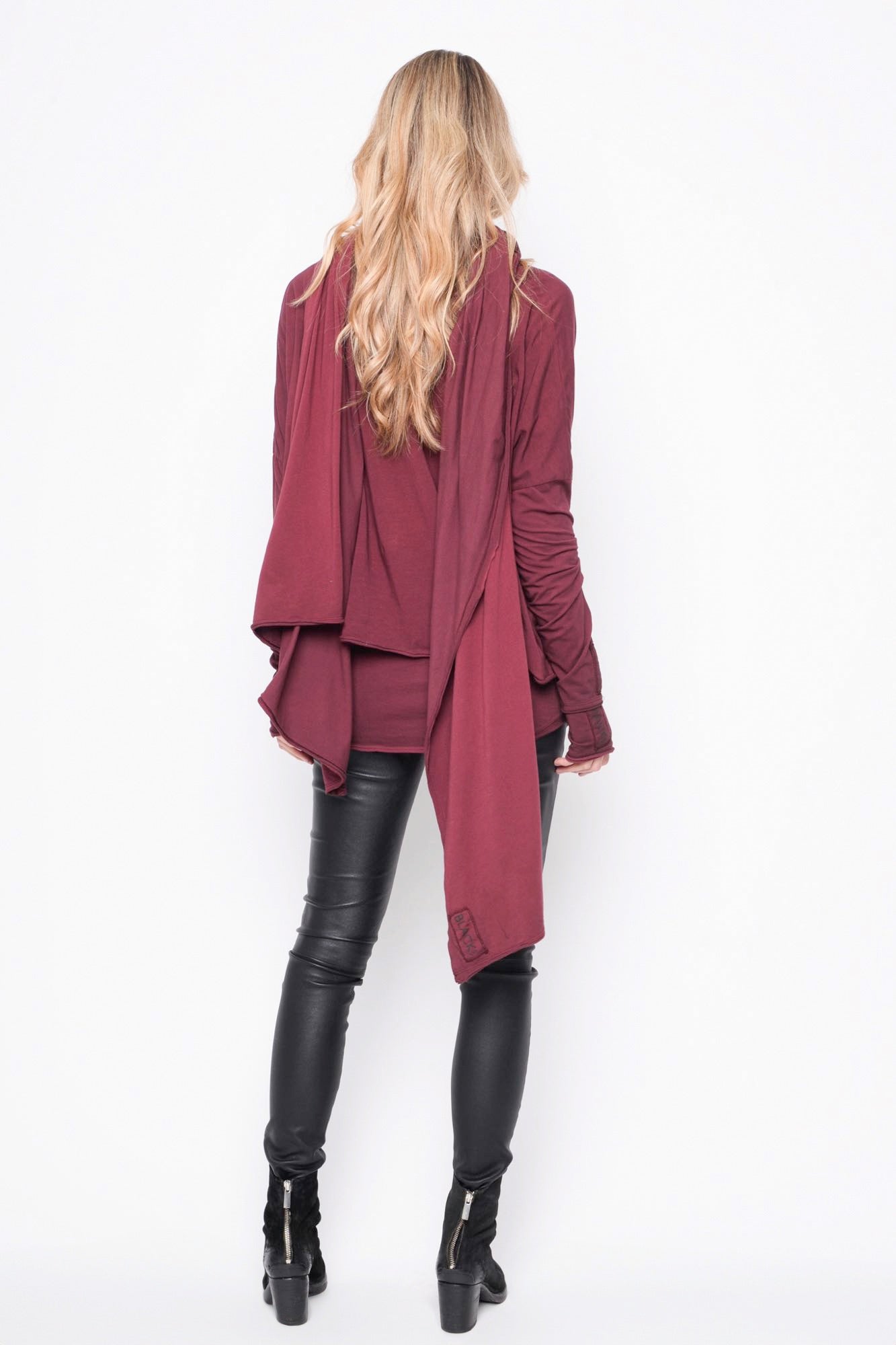 
                  
                    252.05.01 95% CO 5% EA 191 LAVA
                  
                