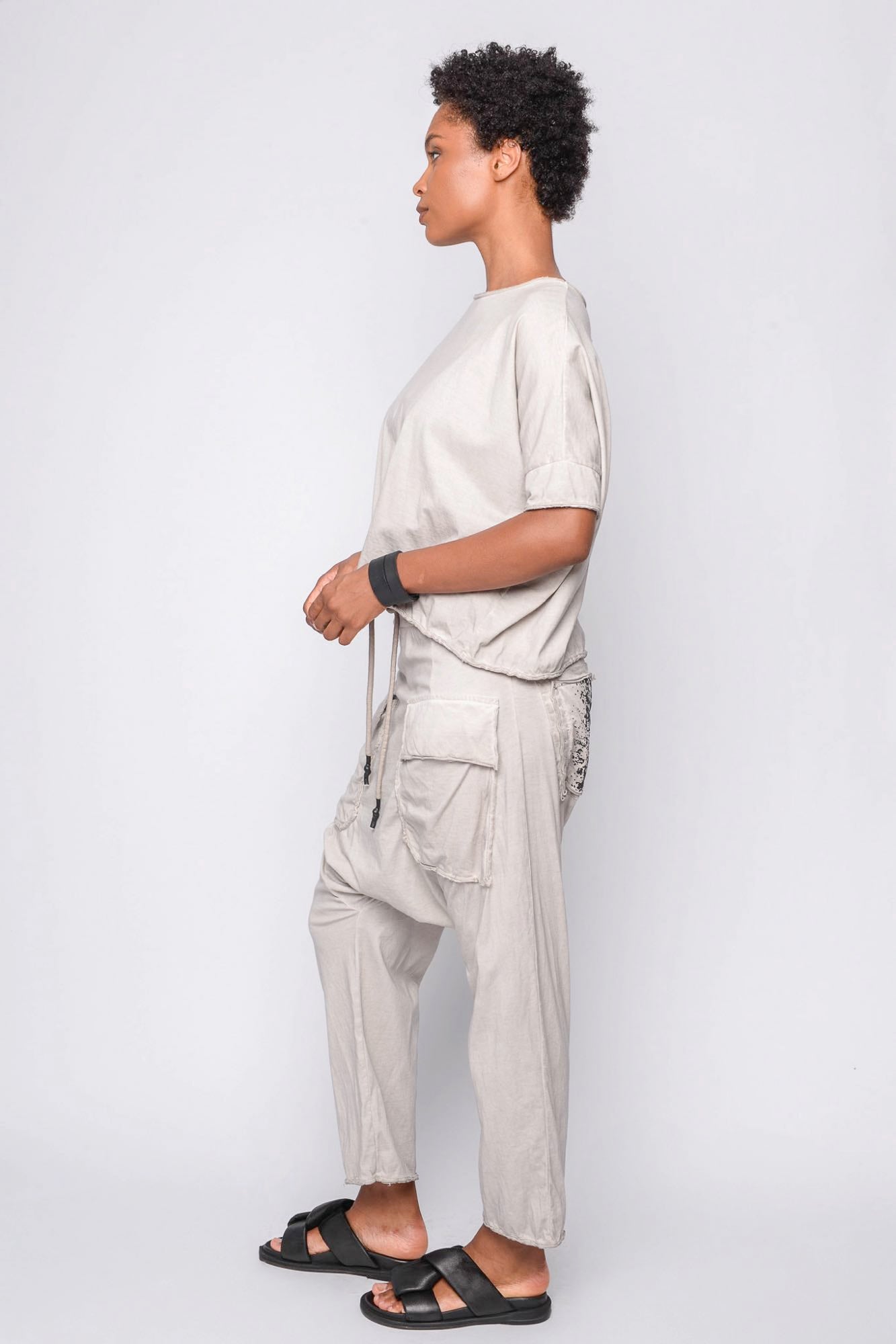 
                  
                    261.01.06 100% LIGHT JERSEY CO 403 RV OFF WHITE
                  
                