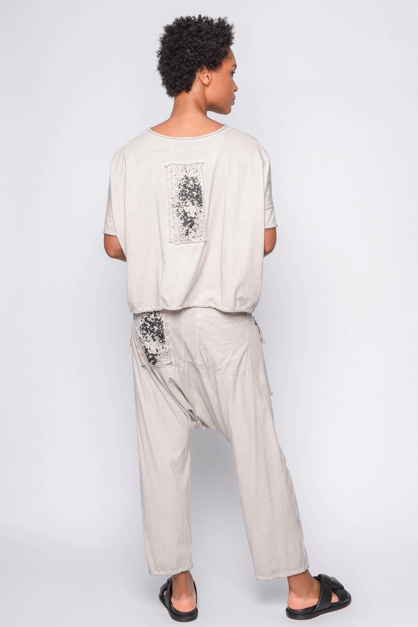 
                  
                    261.01.01 100% LIGHT JERSEY CO 403 RV OFF WHITE
                  
                