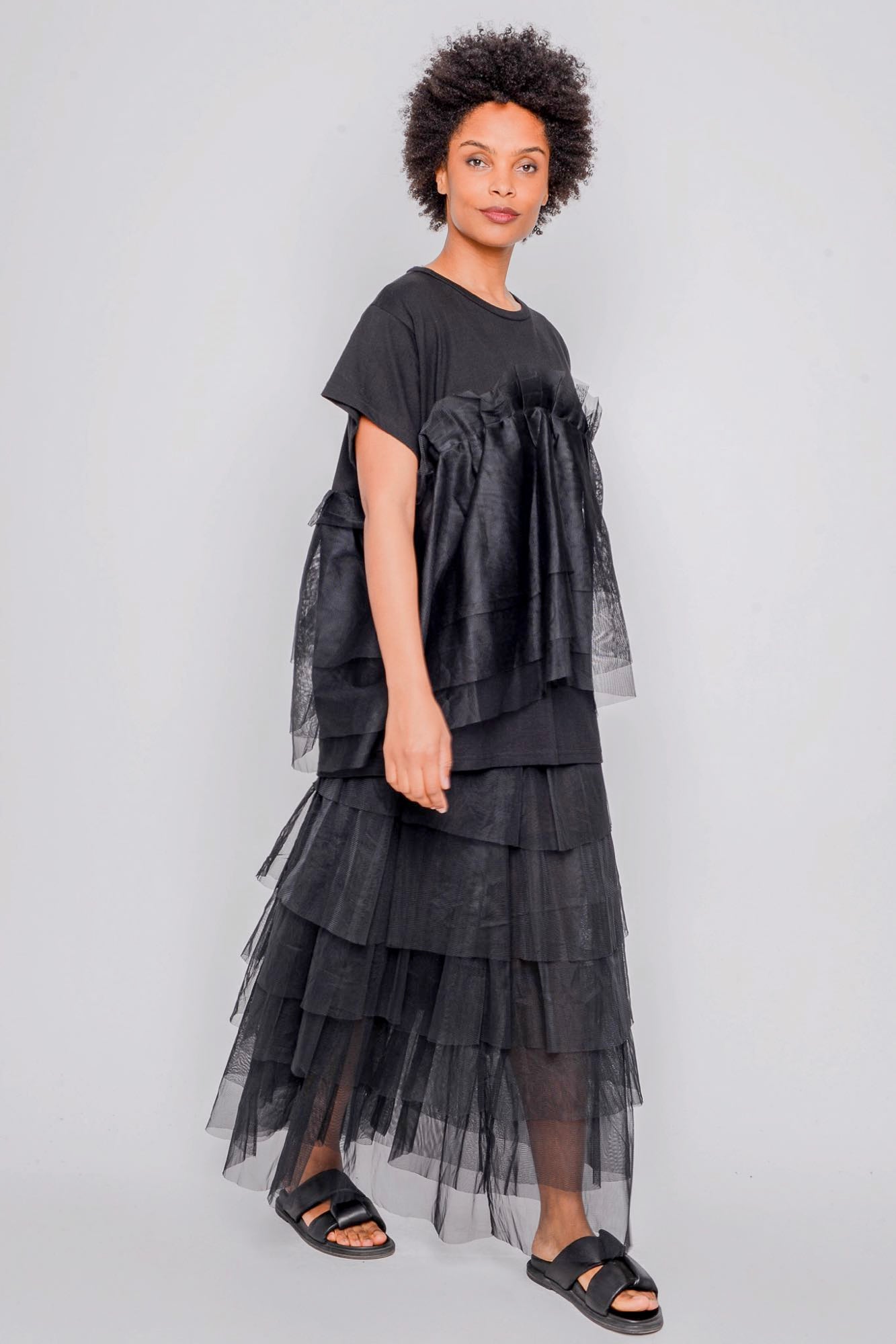 
                  
                    ID.05.05.01 100% CO / 100% PL 100 BLACK
                  
                