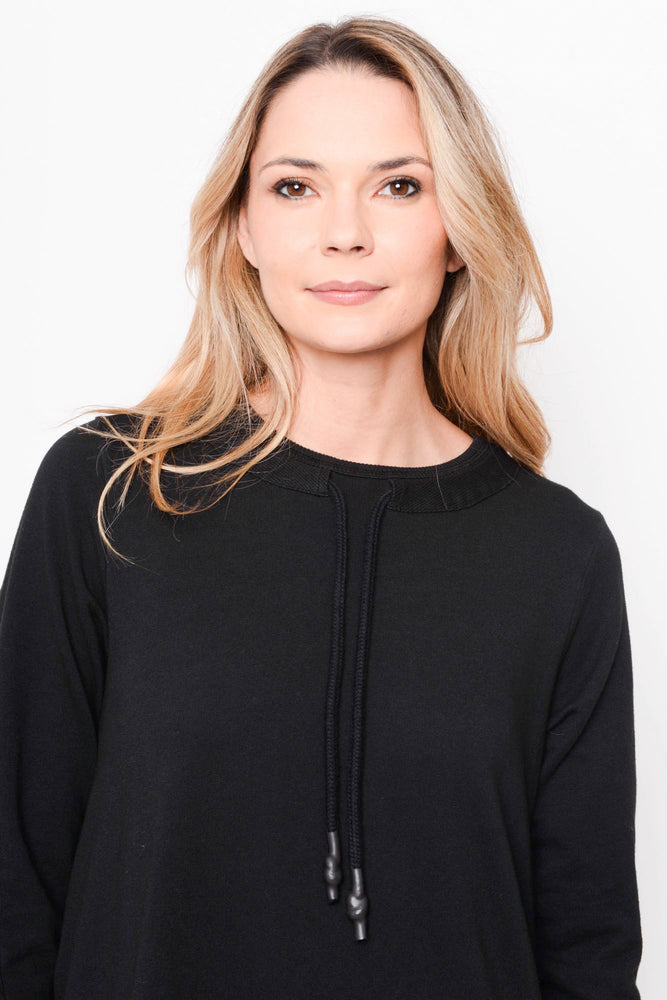 
                  
                    252.04.06 100% CO 100 BLACK
                  
                