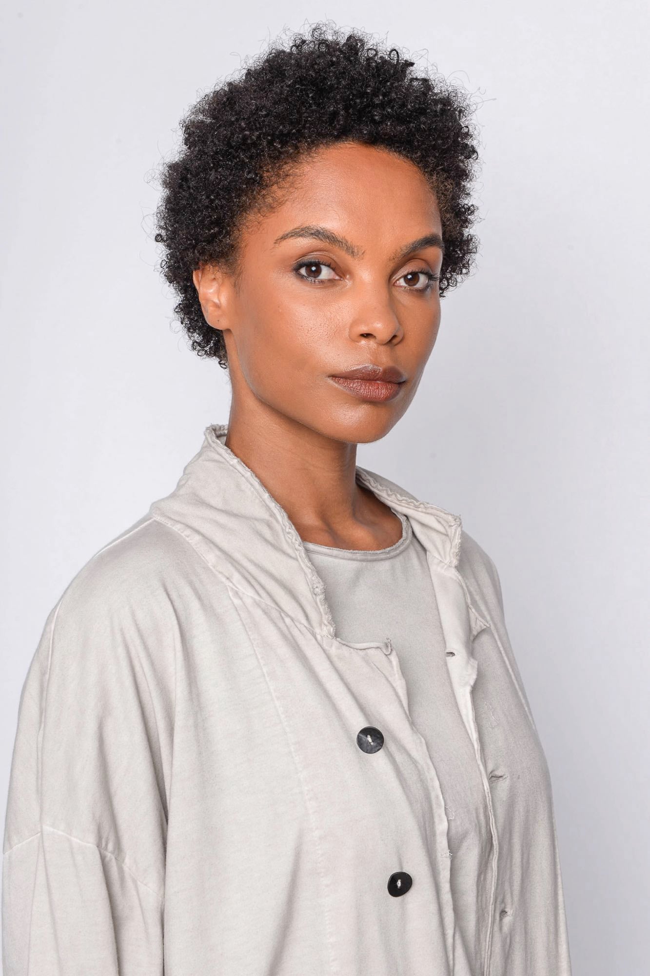 
                  
                    261.01.07 100% LIGHT JERSEY CO 403 RV OFF WHITE
                  
                