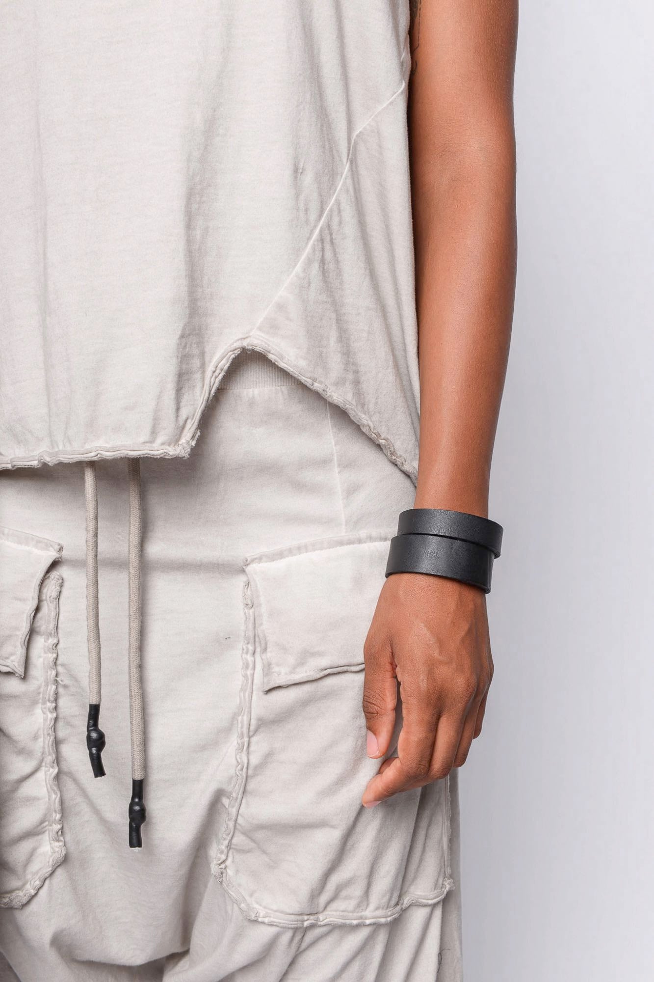 
                  
                    261.01.02 100% LIGHT JERSEY CO 403 RV OFF WHITE
                  
                