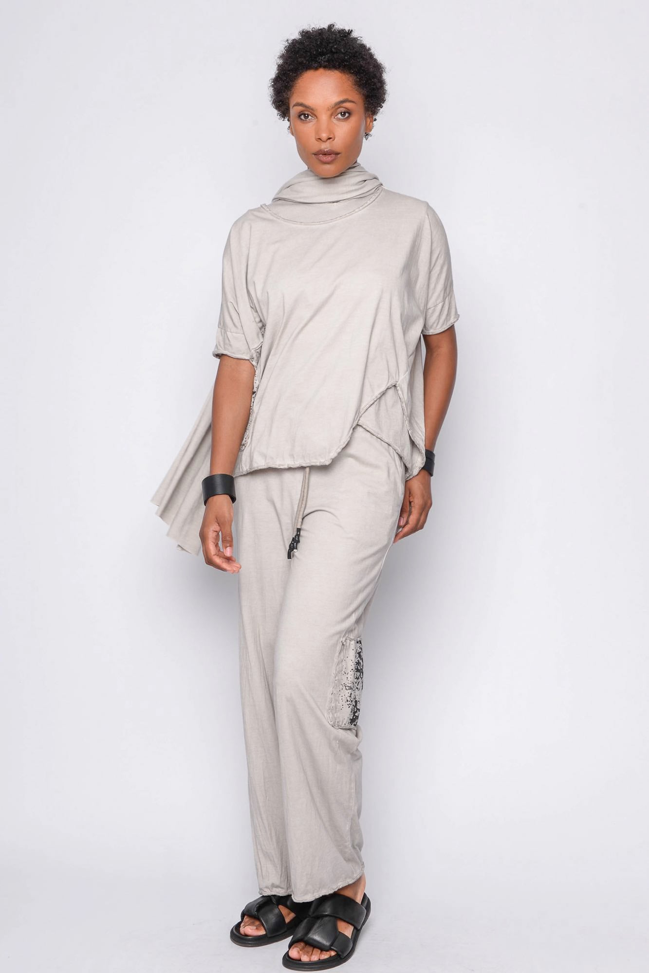 
                  
                    261.01.04 100% LIGHT JERSEY CO 403 RV OFF WHITE
                  
                