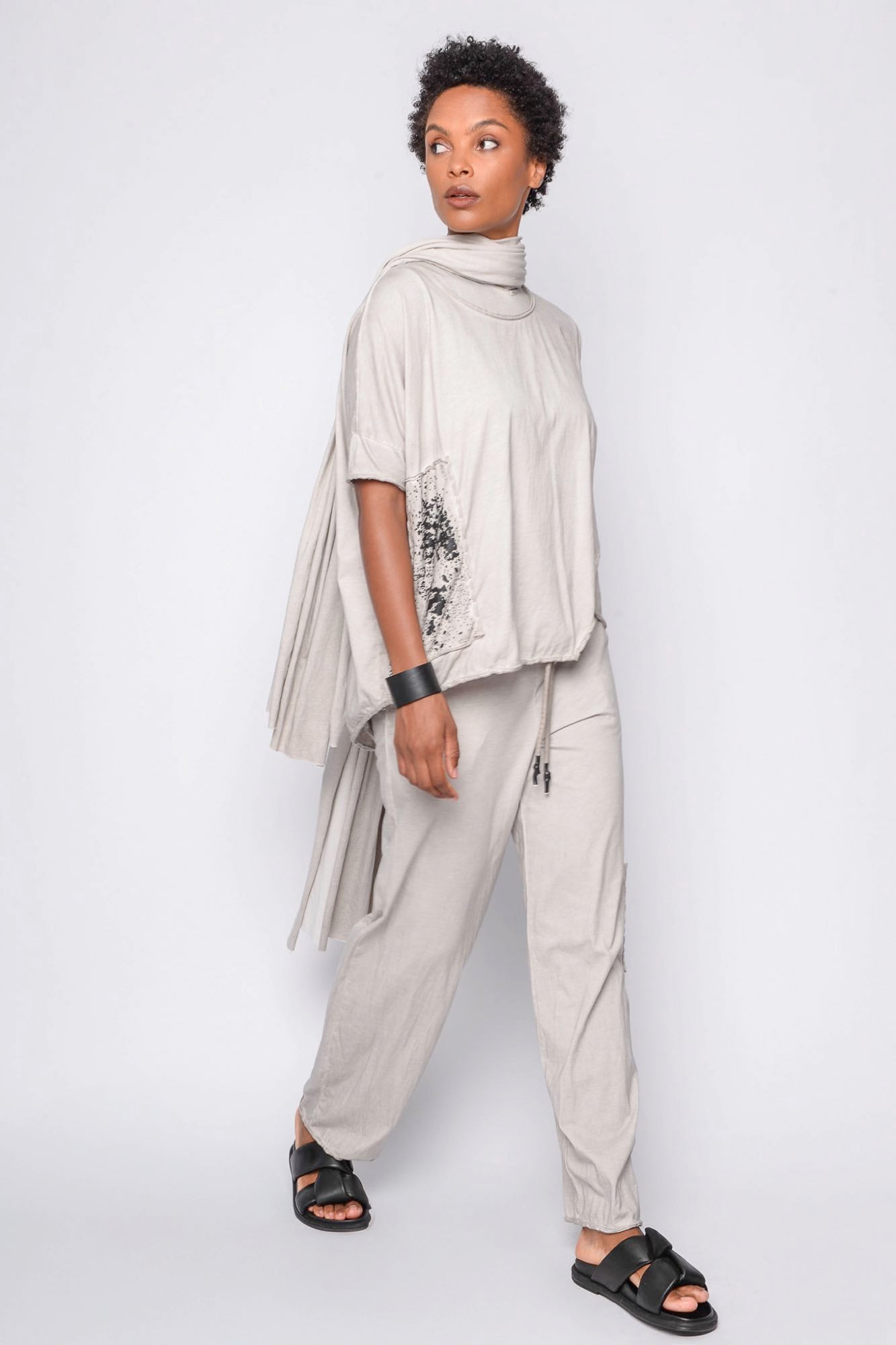 
                  
                    261.01.04 100% LIGHT JERSEY CO 403 RV OFF WHITE
                  
                