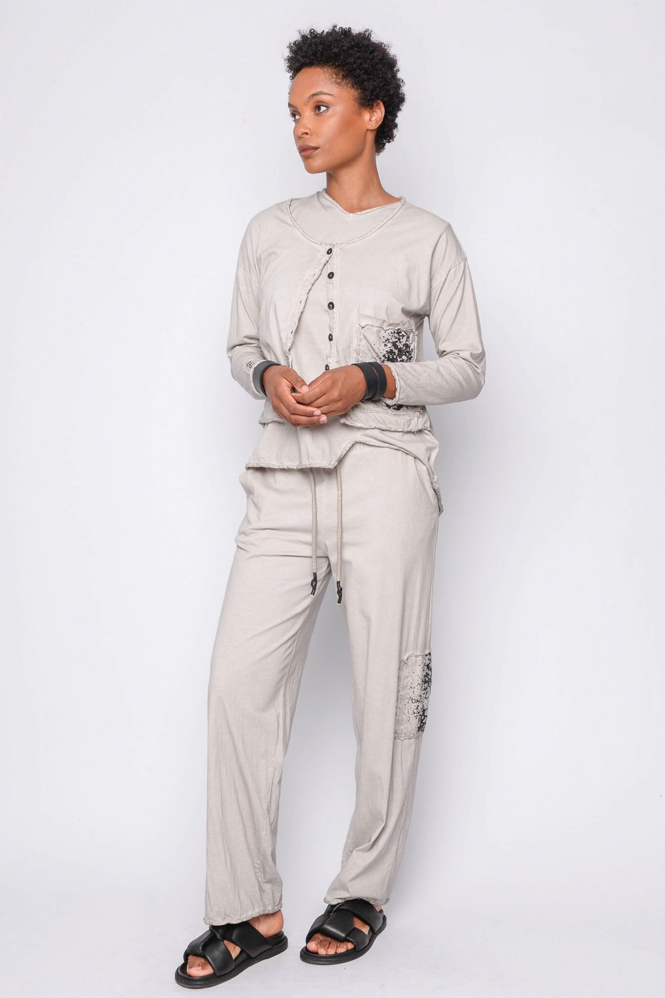 
                  
                    261.01.08 100% LIGHT JERSEY CO 403 RV OFF WHITE
                  
                