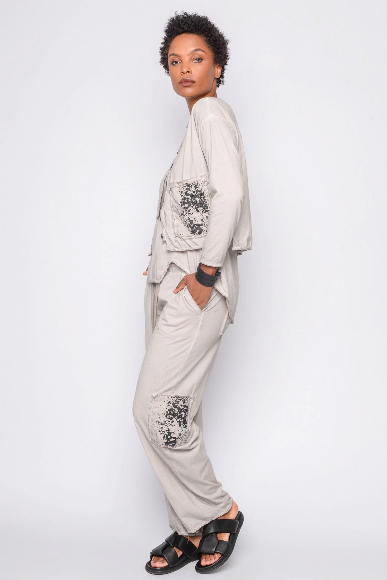 
                  
                    261.01.05 100% LIGHT JERSEY CO 403 RV OFF WHITE
                  
                