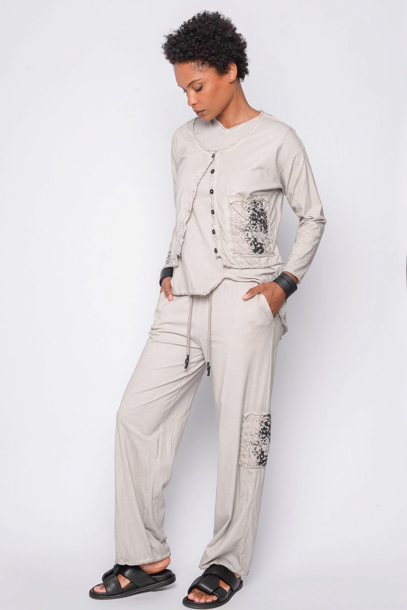 
                  
                    261.01.05 100% LIGHT JERSEY CO 403 RV OFF WHITE
                  
                