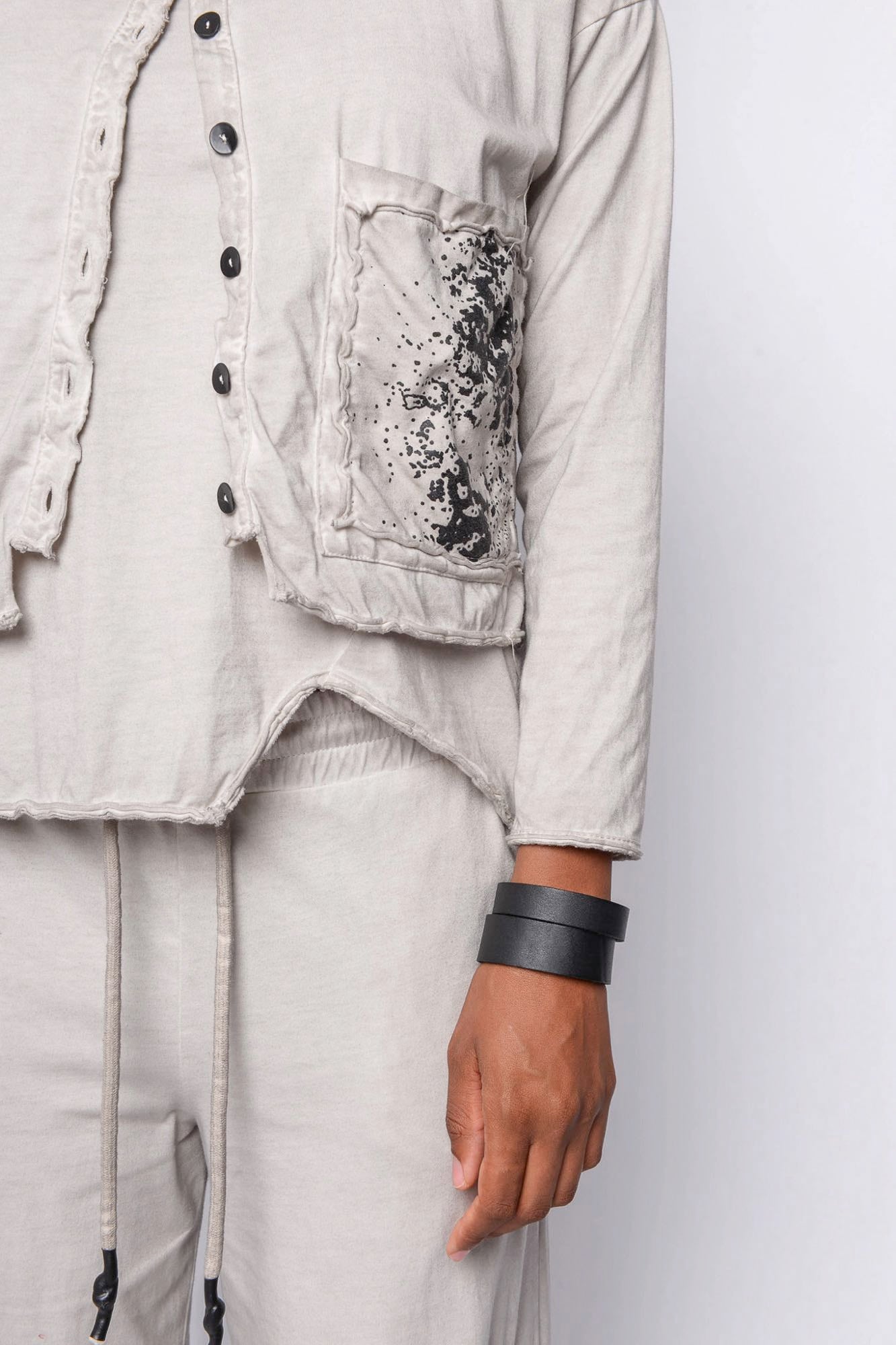 
                  
                    261.01.05 100% LIGHT JERSEY CO 403 RV OFF WHITE
                  
                