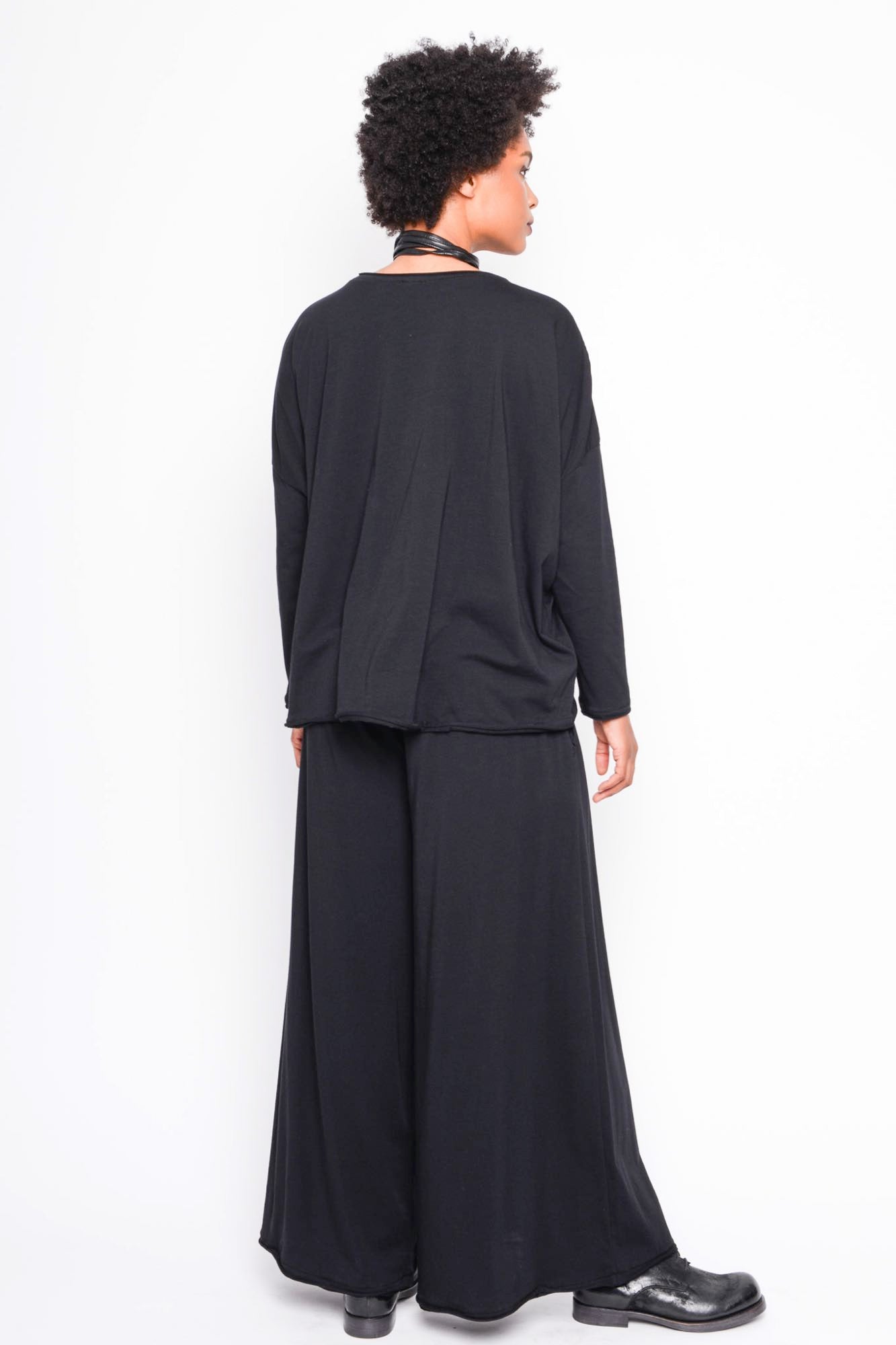 
                  
                    262.06.03 100 BLACK
                  
                