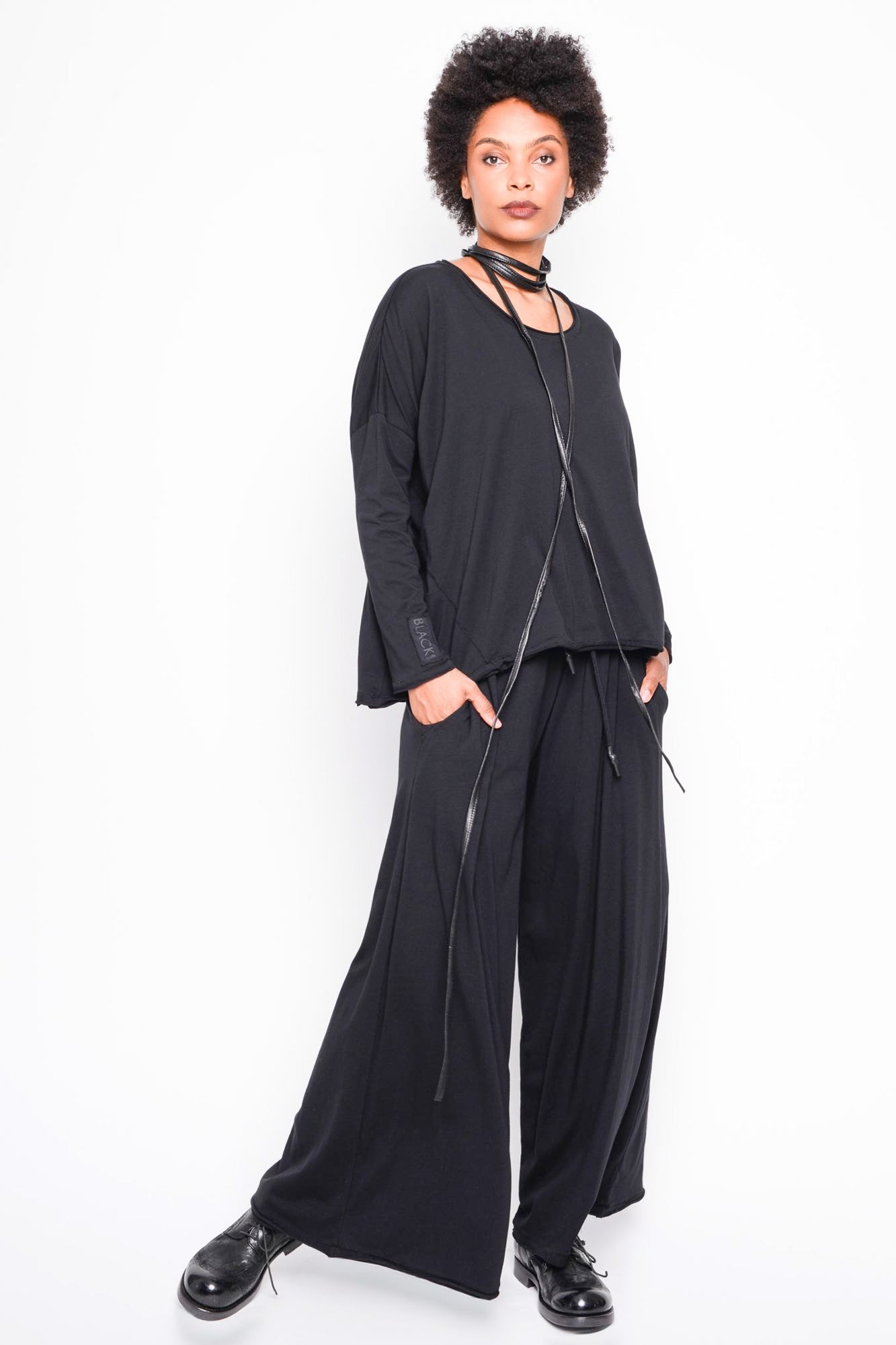 
                  
                    262.06.06 100 BLACK
                  
                