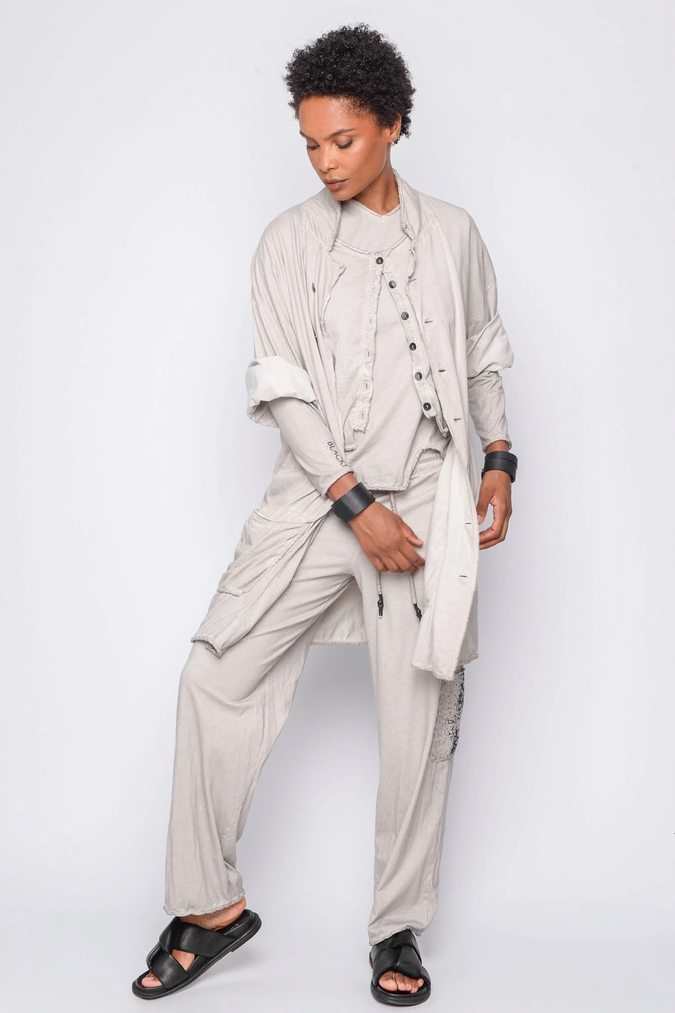 
                  
                    261.01.07 100% LIGHT JERSEY CO 403 RV OFF WHITE
                  
                