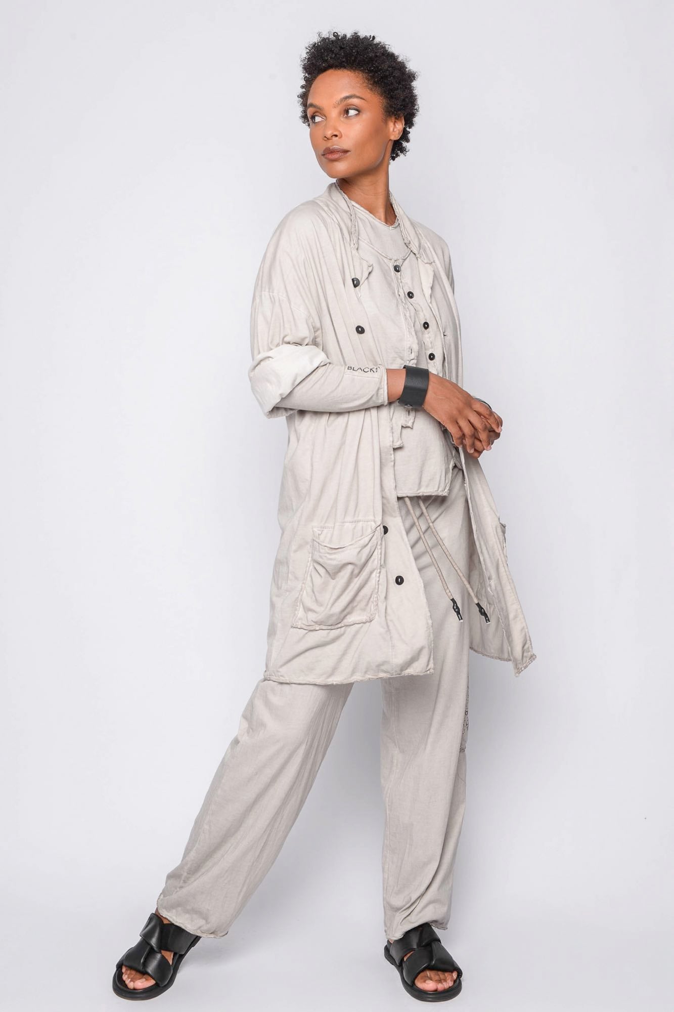 
                  
                    261.01.07 100% LIGHT JERSEY CO 403 RV OFF WHITE
                  
                