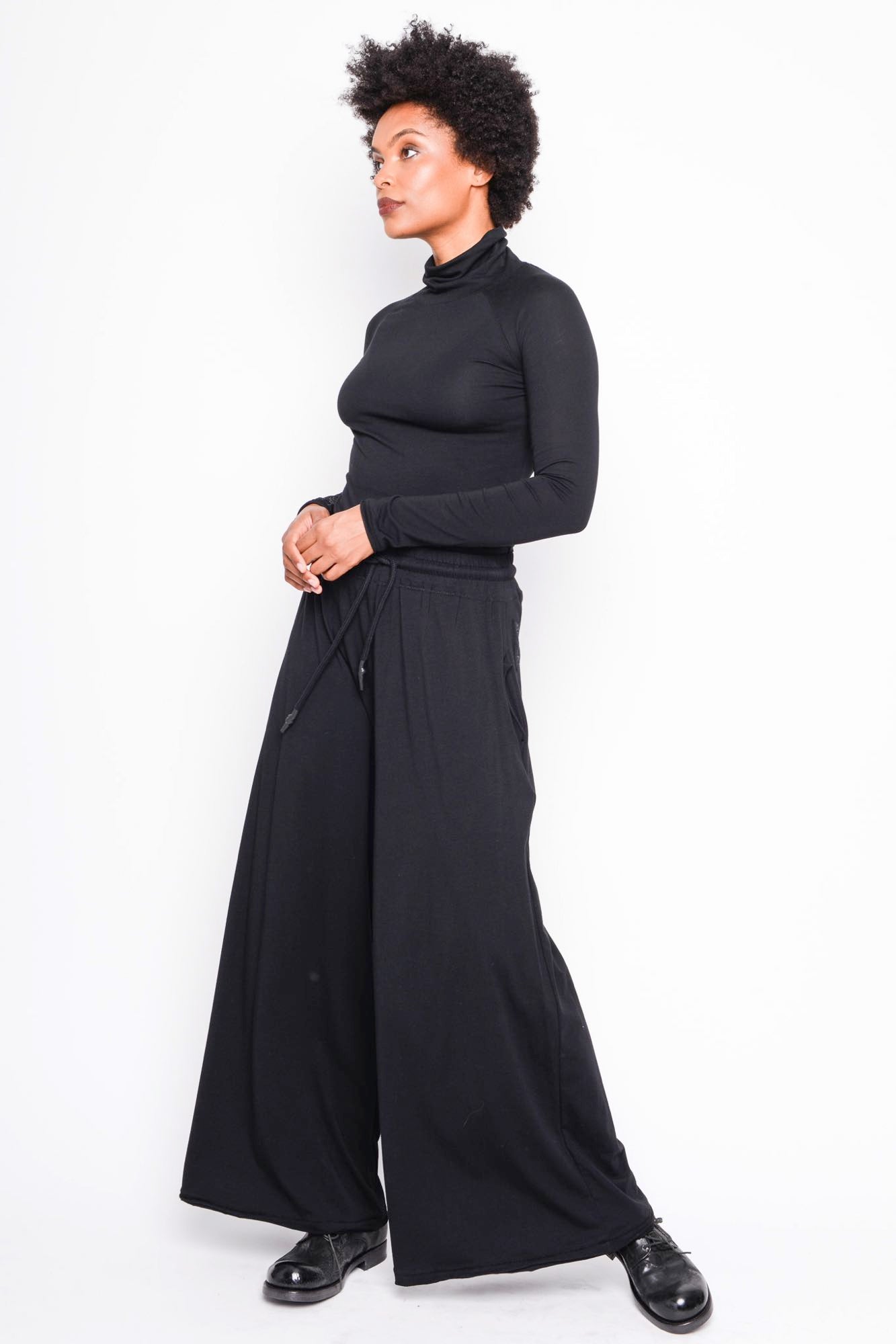 
                  
                    262.06.07 100 BLACK
                  
                