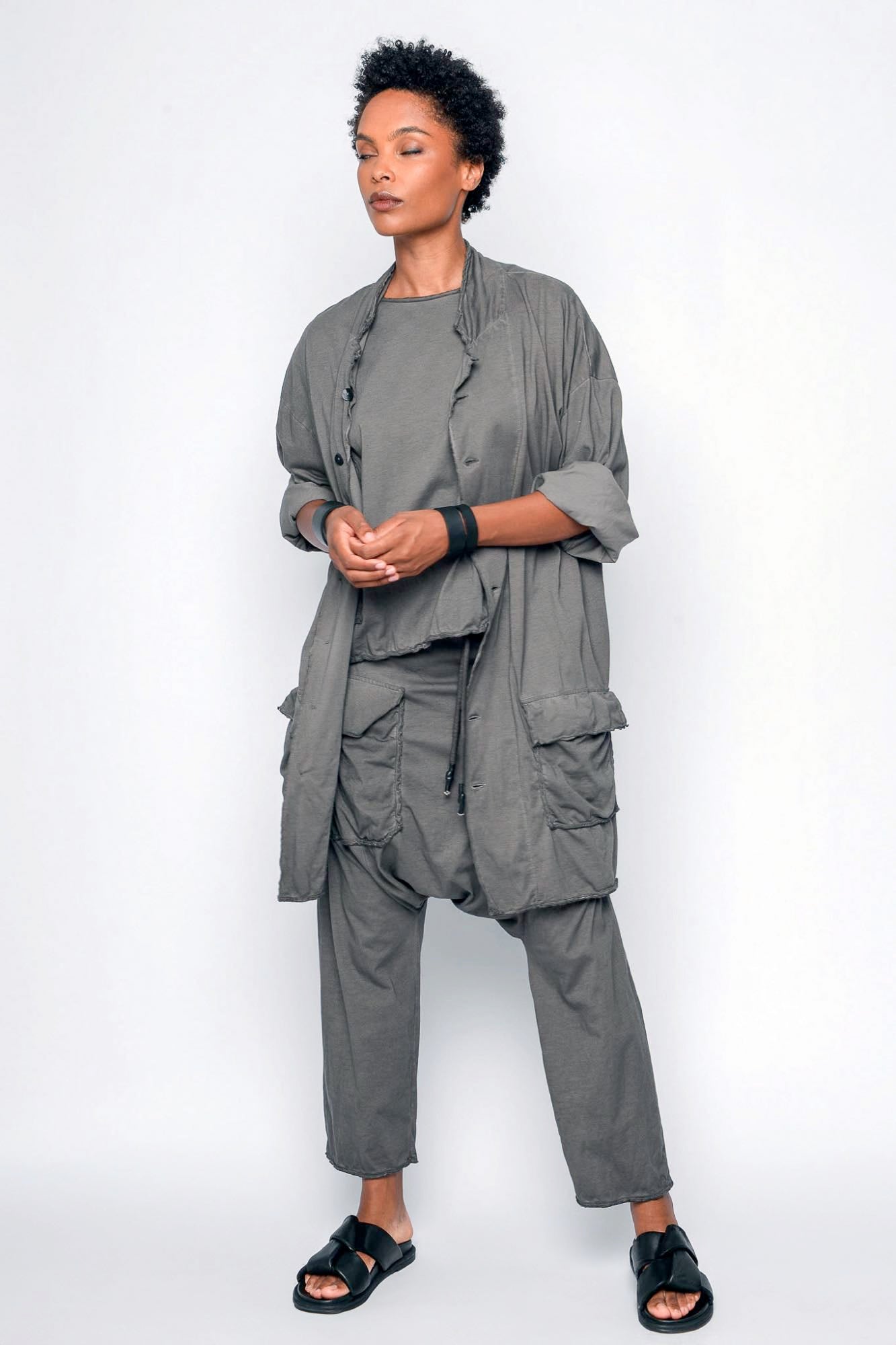 
                  
                    261.01.07 100% LIGHT JERSEY CO 183 RV CHARCOAL
                  
                