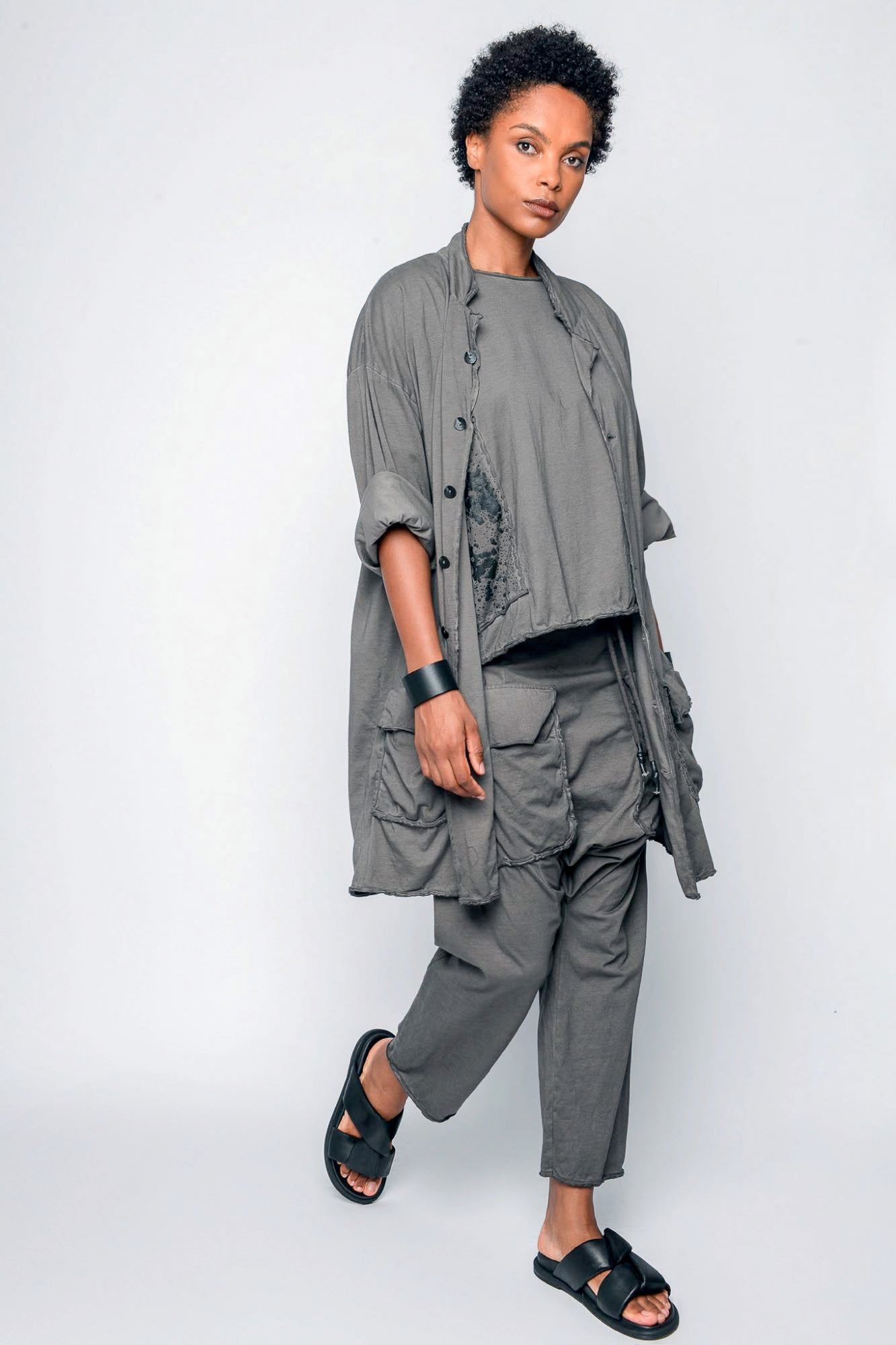 
                  
                    261.01.07 100% LIGHT JERSEY CO 183 RV CHARCOAL
                  
                