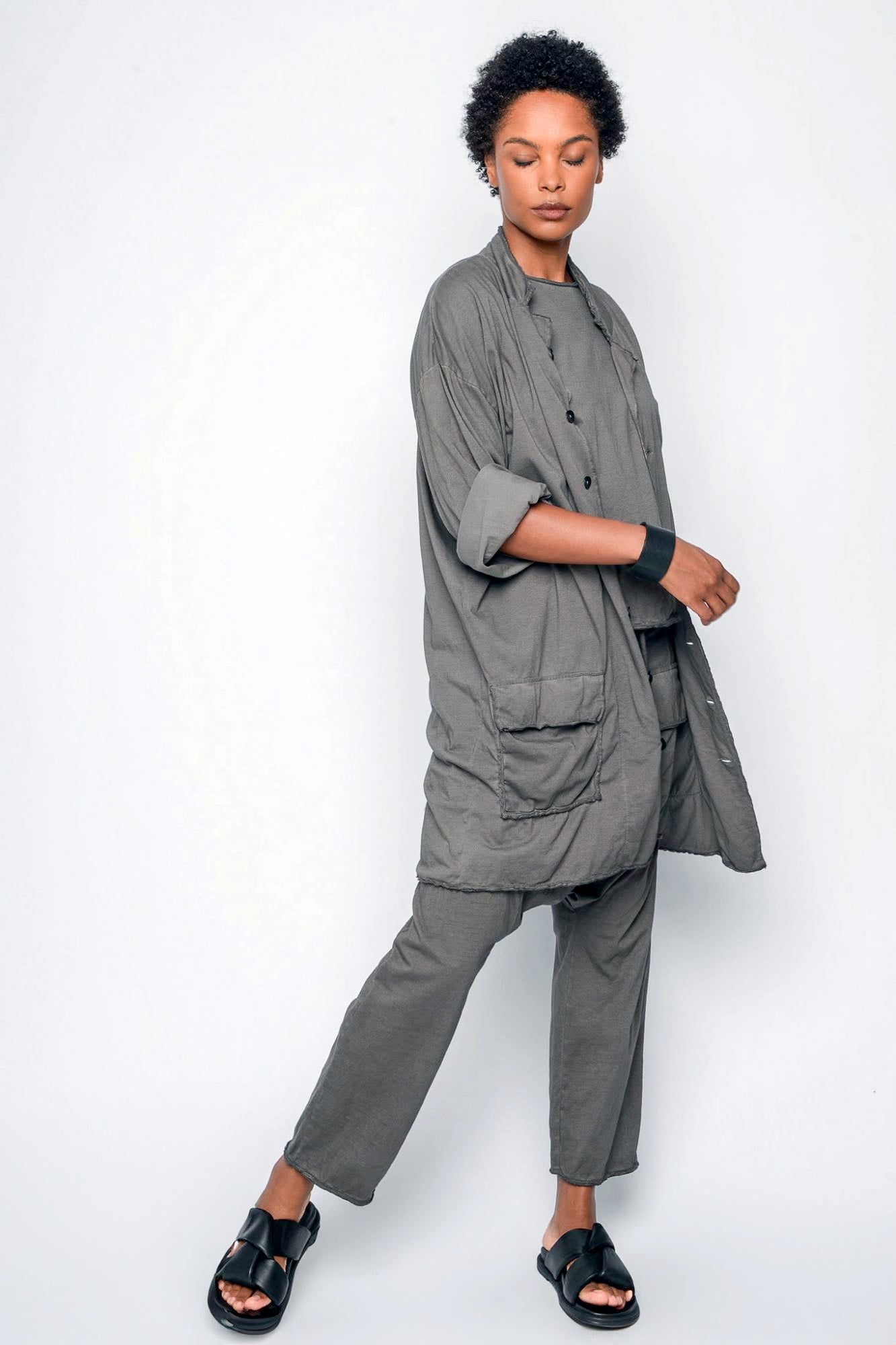 
                  
                    261.01.07 100% LIGHT JERSEY CO 183 RV CHARCOAL
                  
                