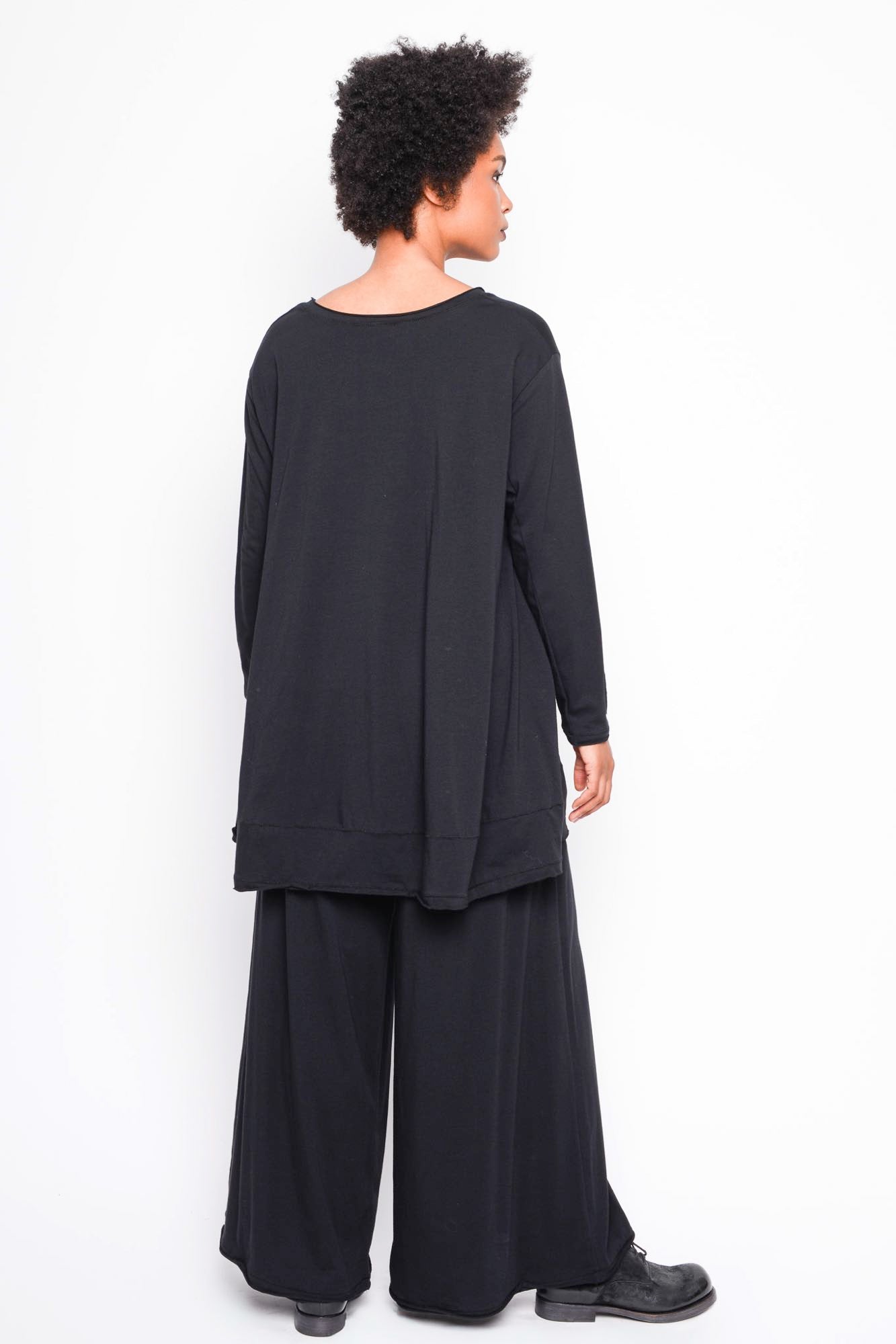 
                  
                    262.06.04 100 BLACK
                  
                