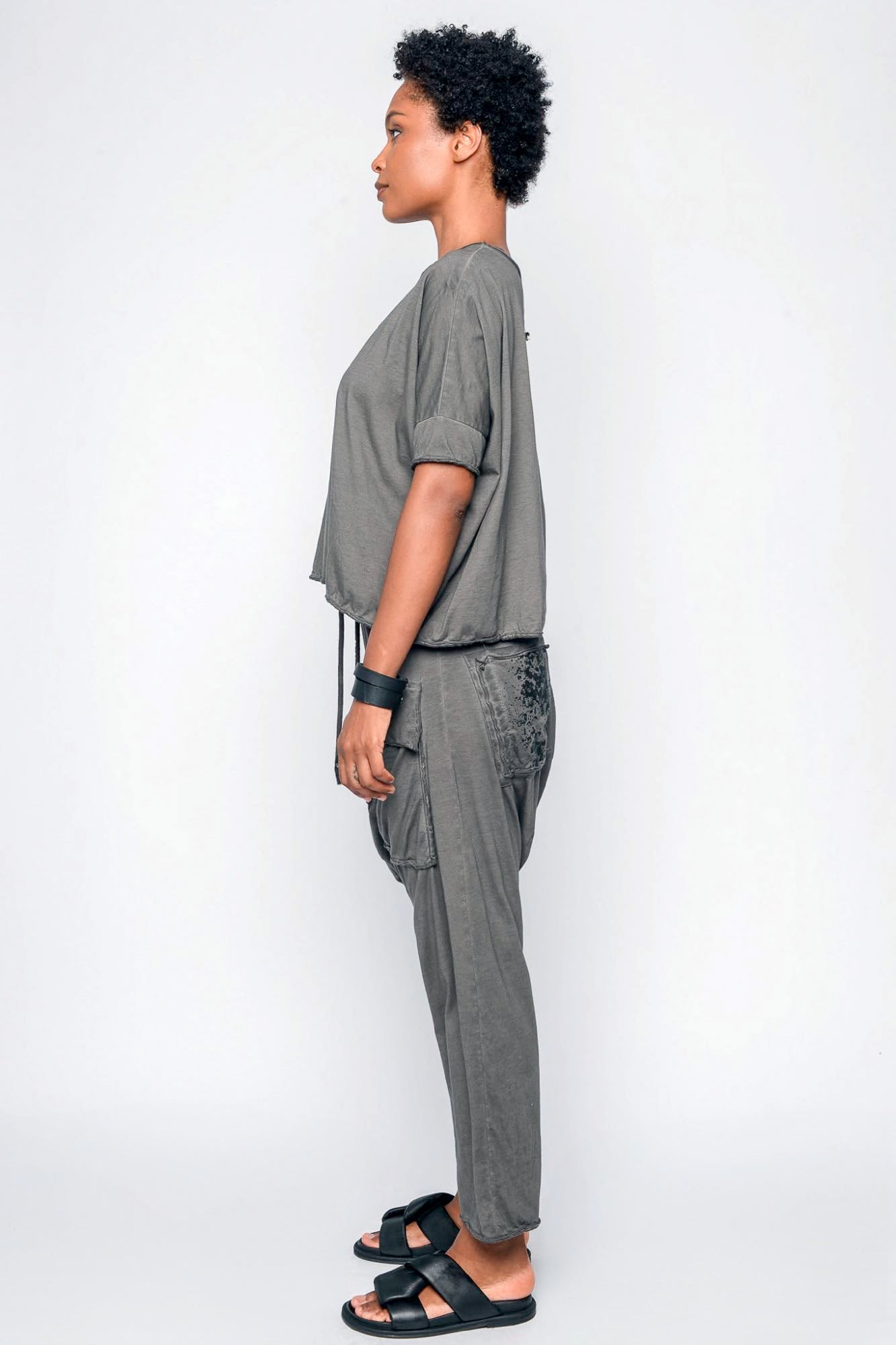 
                  
                    261.01.01 100% LIGHT JERSEY CO 183 RV CHARCOAL
                  
                