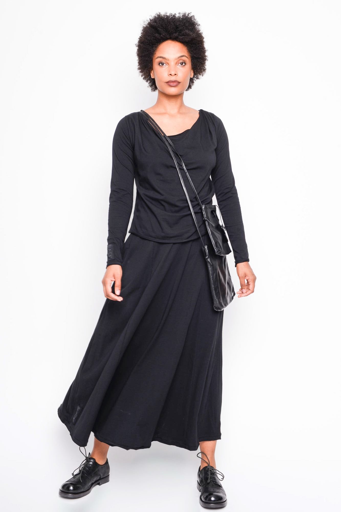 
                  
                    262.06.10 100 BLACK
                  
                