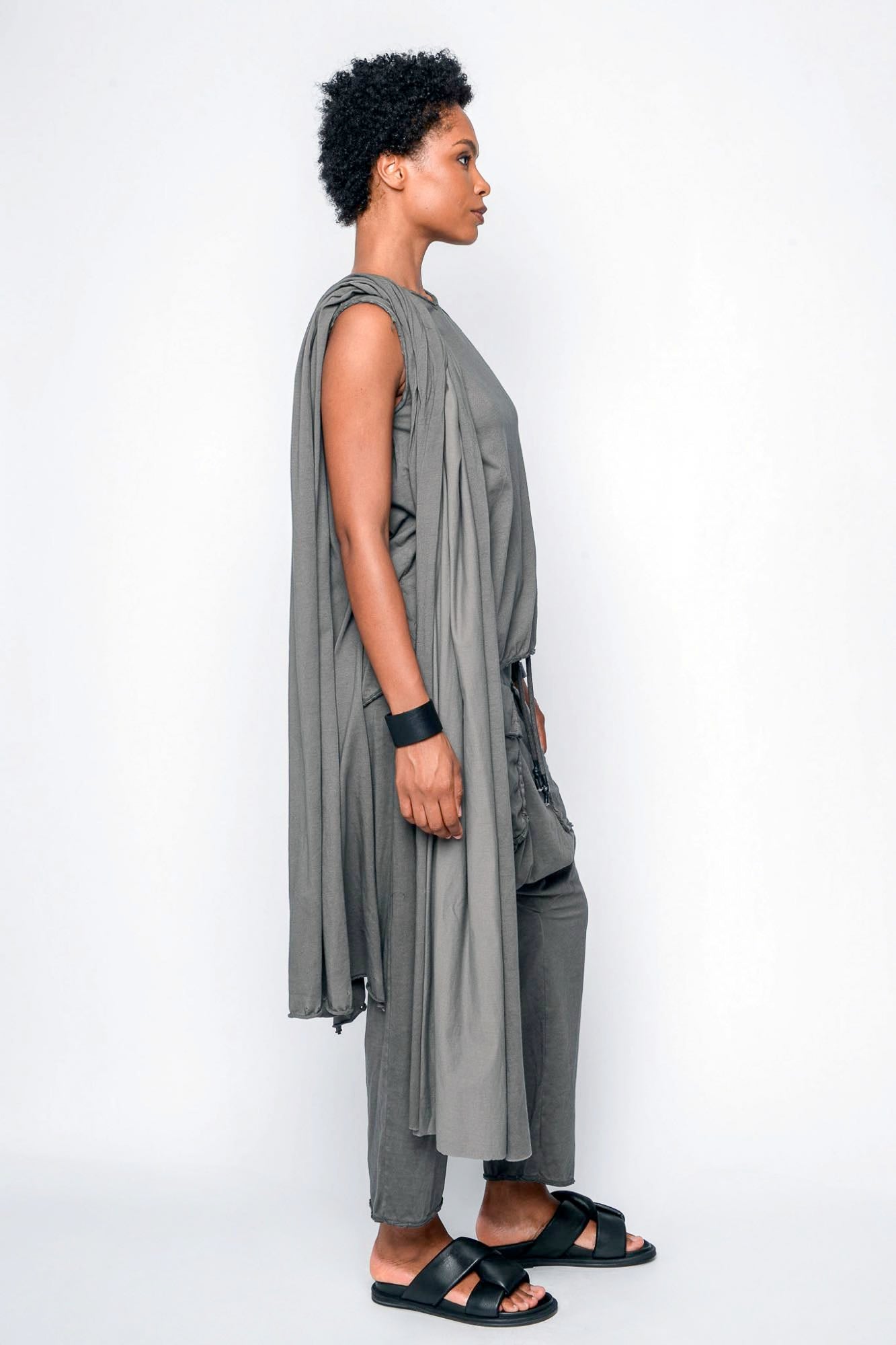 
                  
                    261.01.02 100% LIGHT JERSEY CO 183 RV CHARCOAL
                  
                