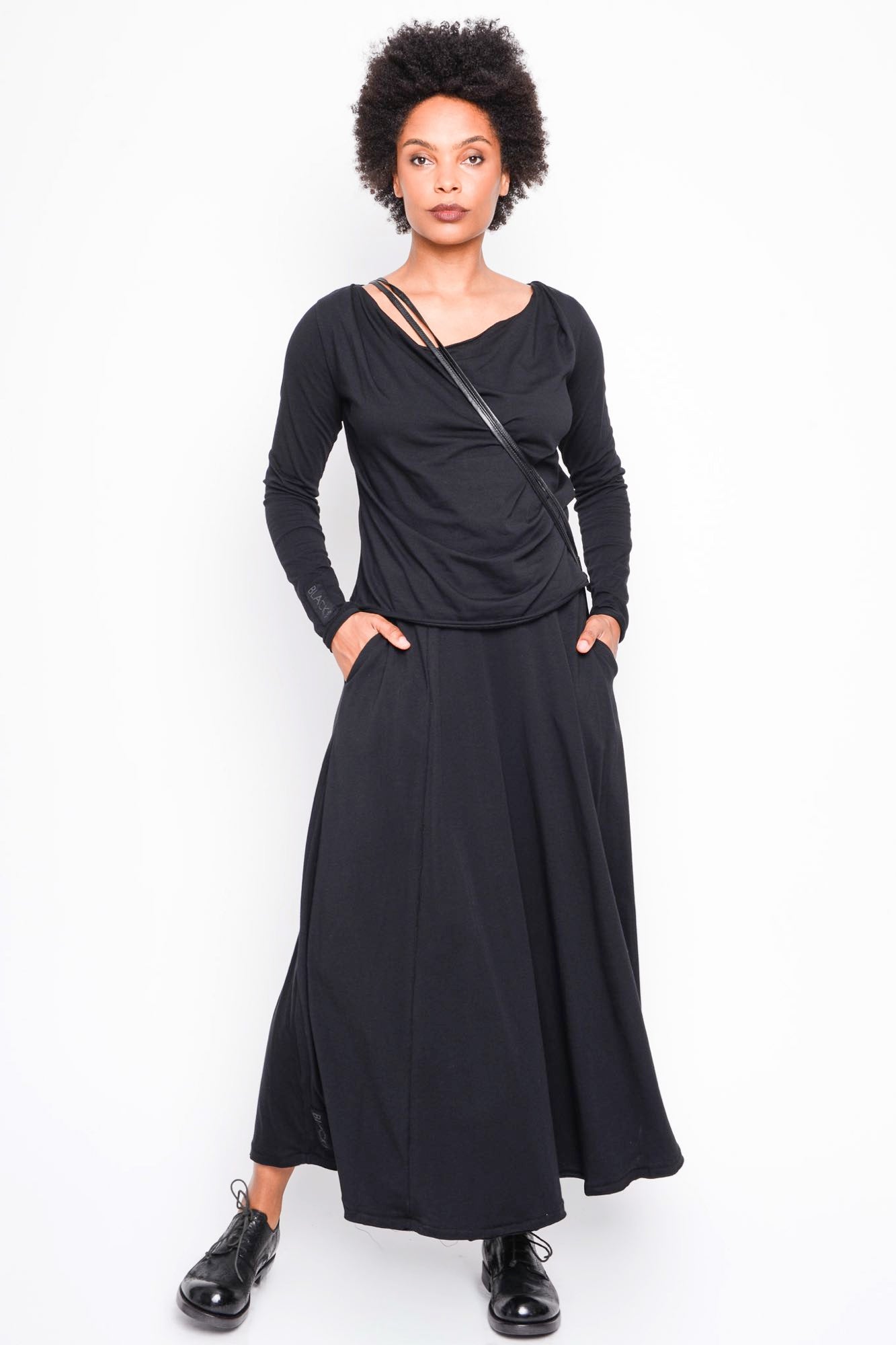 
                  
                    262.06.08 100 BLACK
                  
                