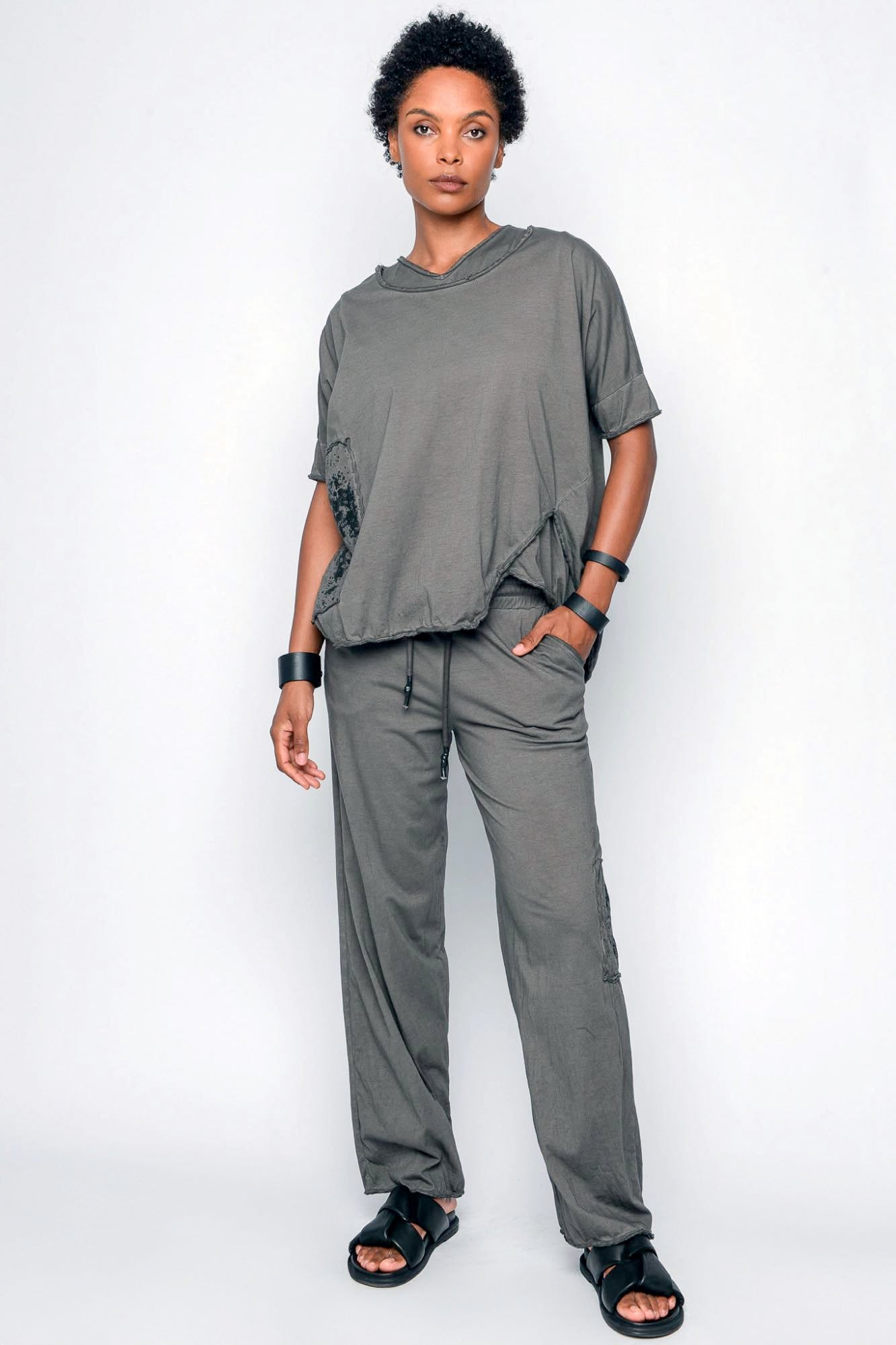 
                  
                    261.01.04 100% LIGHT JERSEY CO 183 RV CHARCOAL
                  
                