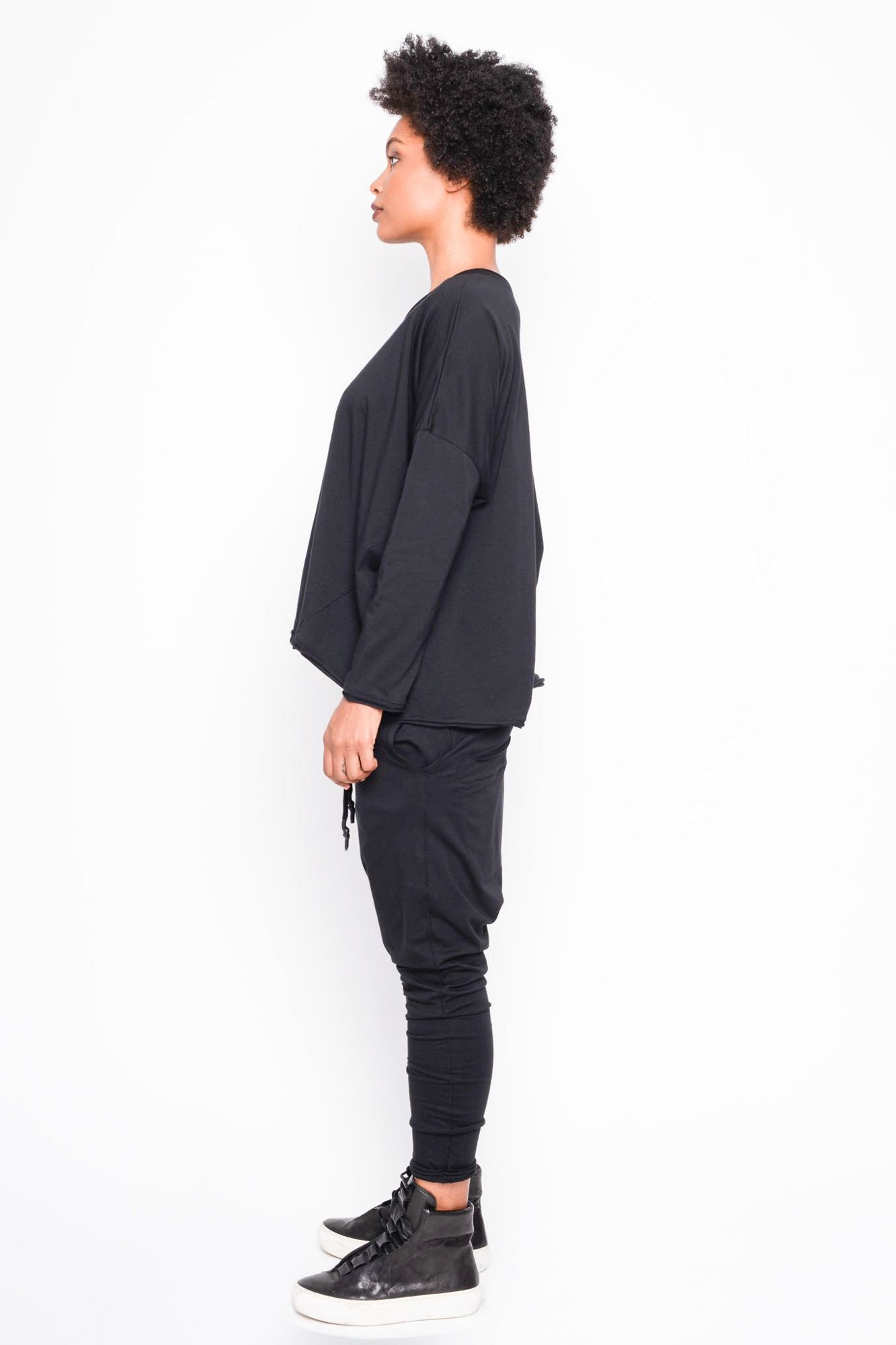 
                  
                    262.06.13 100 BLACK
                  
                