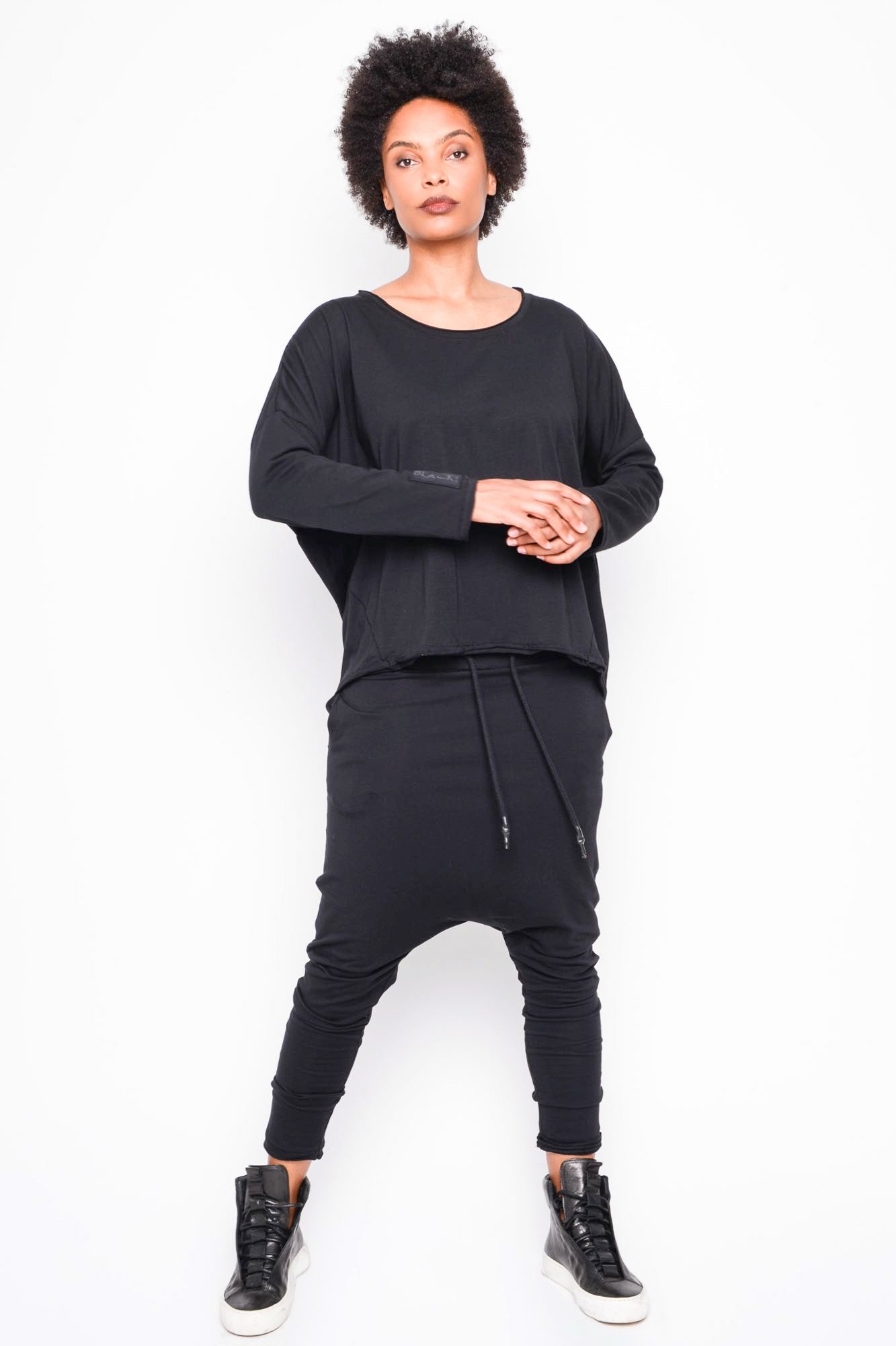 
                  
                    262.06.13 100 BLACK
                  
                