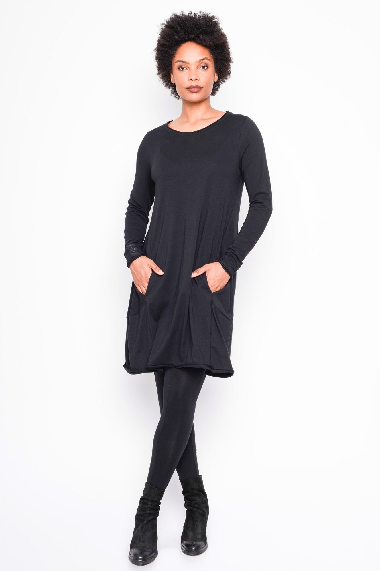
                  
                    262.06.05 100 BLACK
                  
                