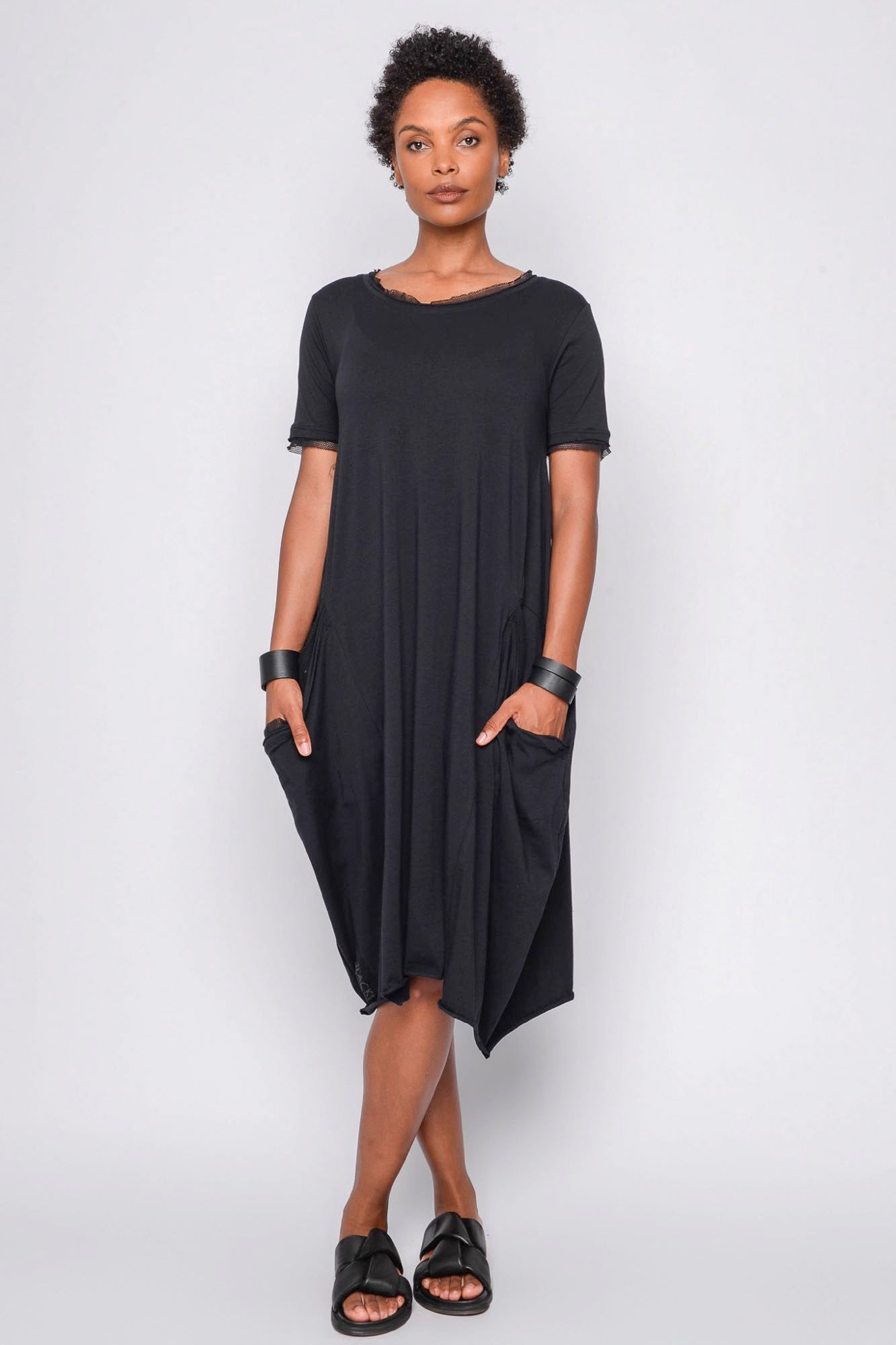 
                  
                    261.02.11 95% CO 5% EA 100 BLACK
                  
                