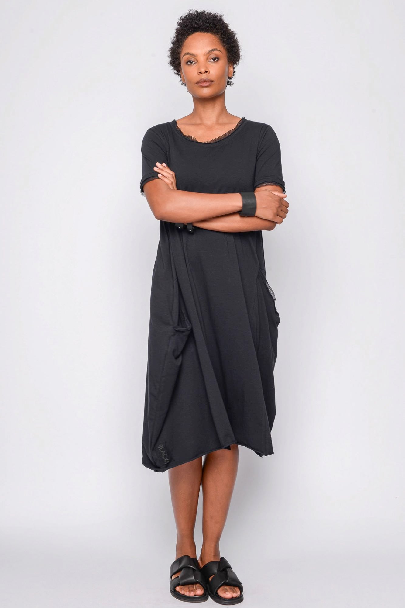 
                  
                    261.02.11 95% CO 5% EA 100 BLACK
                  
                