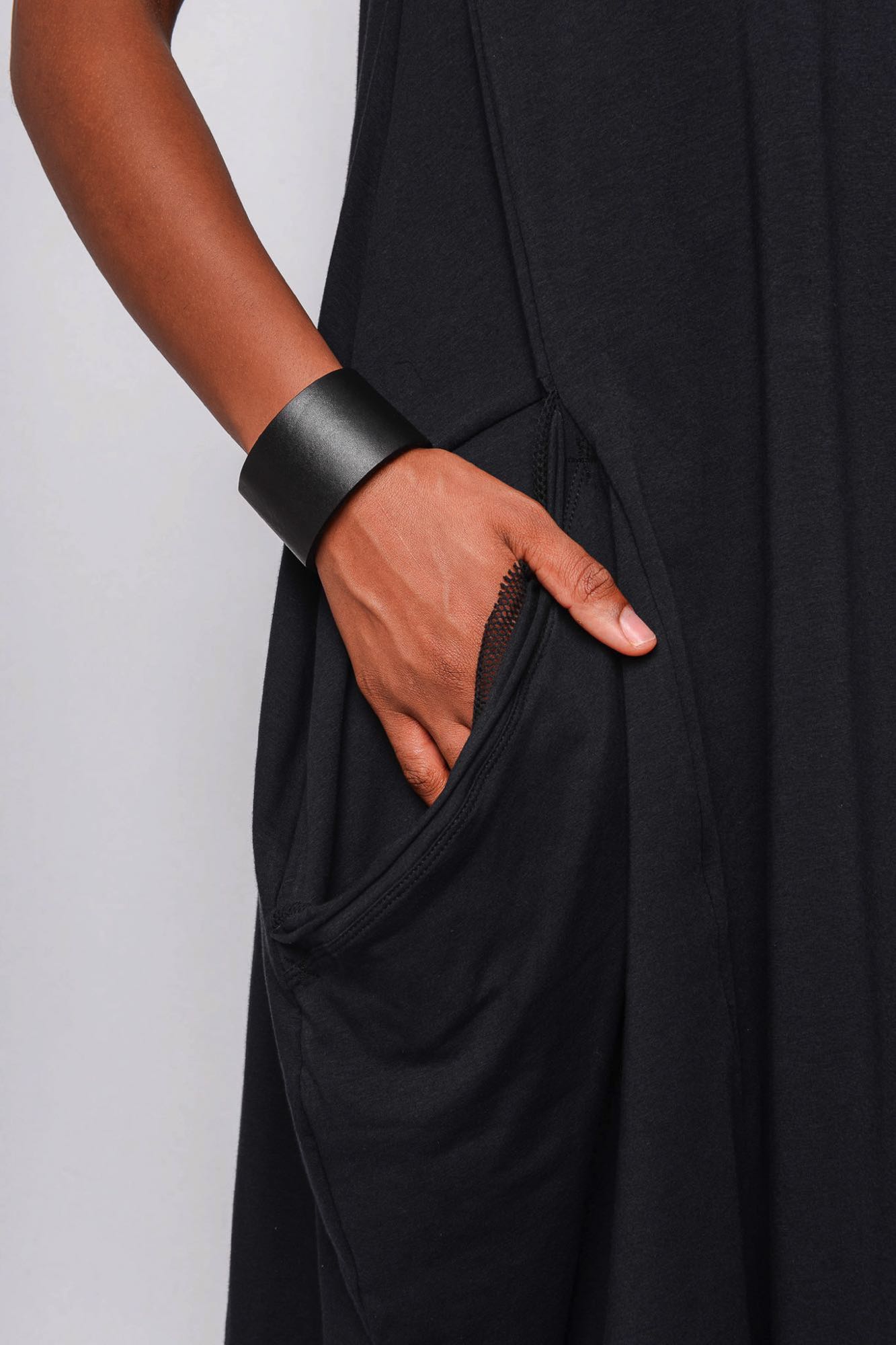 
                  
                    261.02.11 95% CO 5% EA 100 BLACK
                  
                