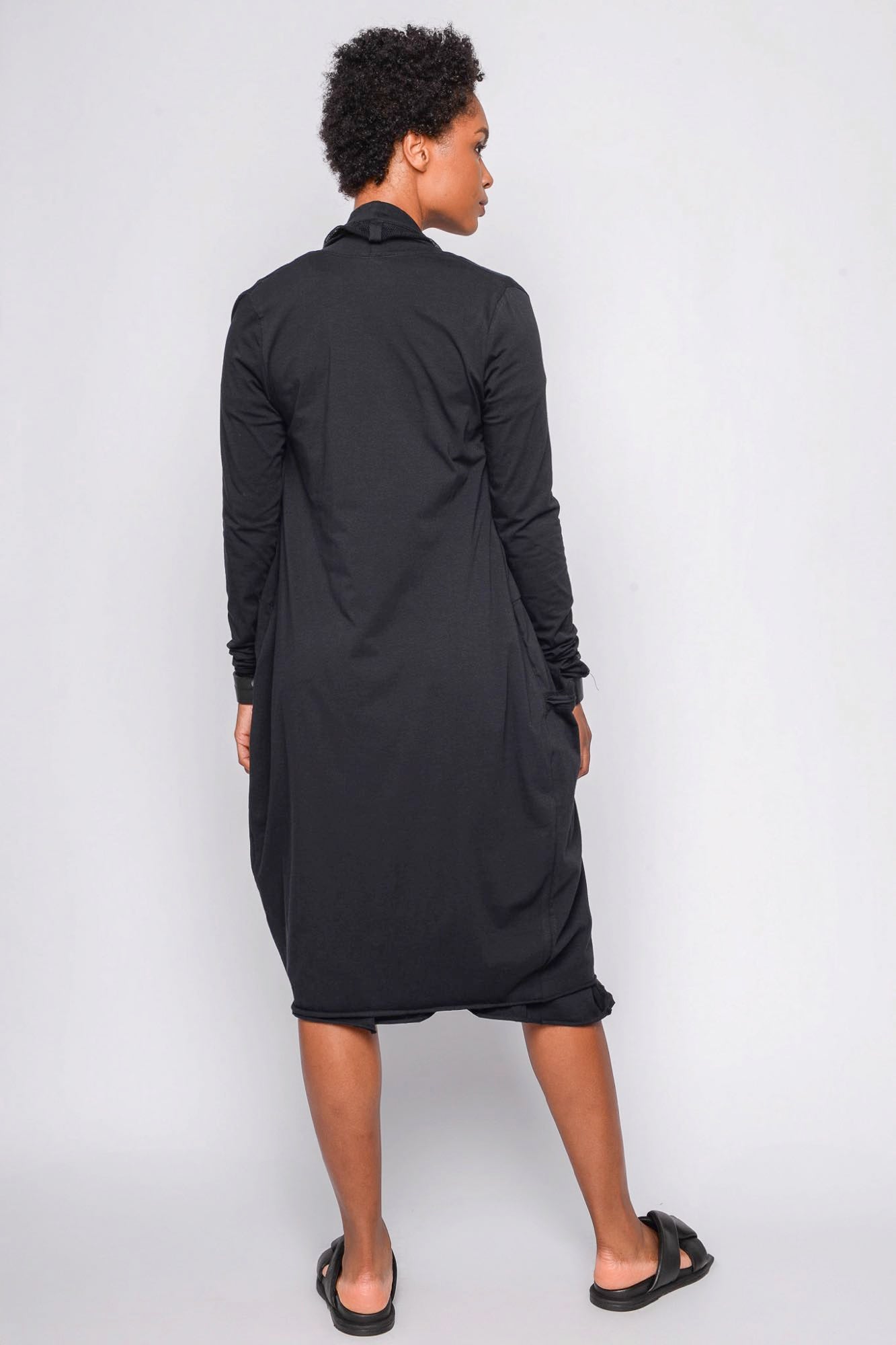 
                  
                    261.02.14 95% CO 5% EA 100 BLACK
                  
                