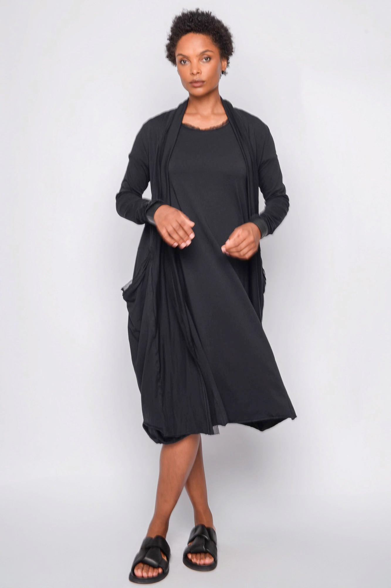 
                  
                    261.02.14 95% CO 5% EA 100 BLACK
                  
                