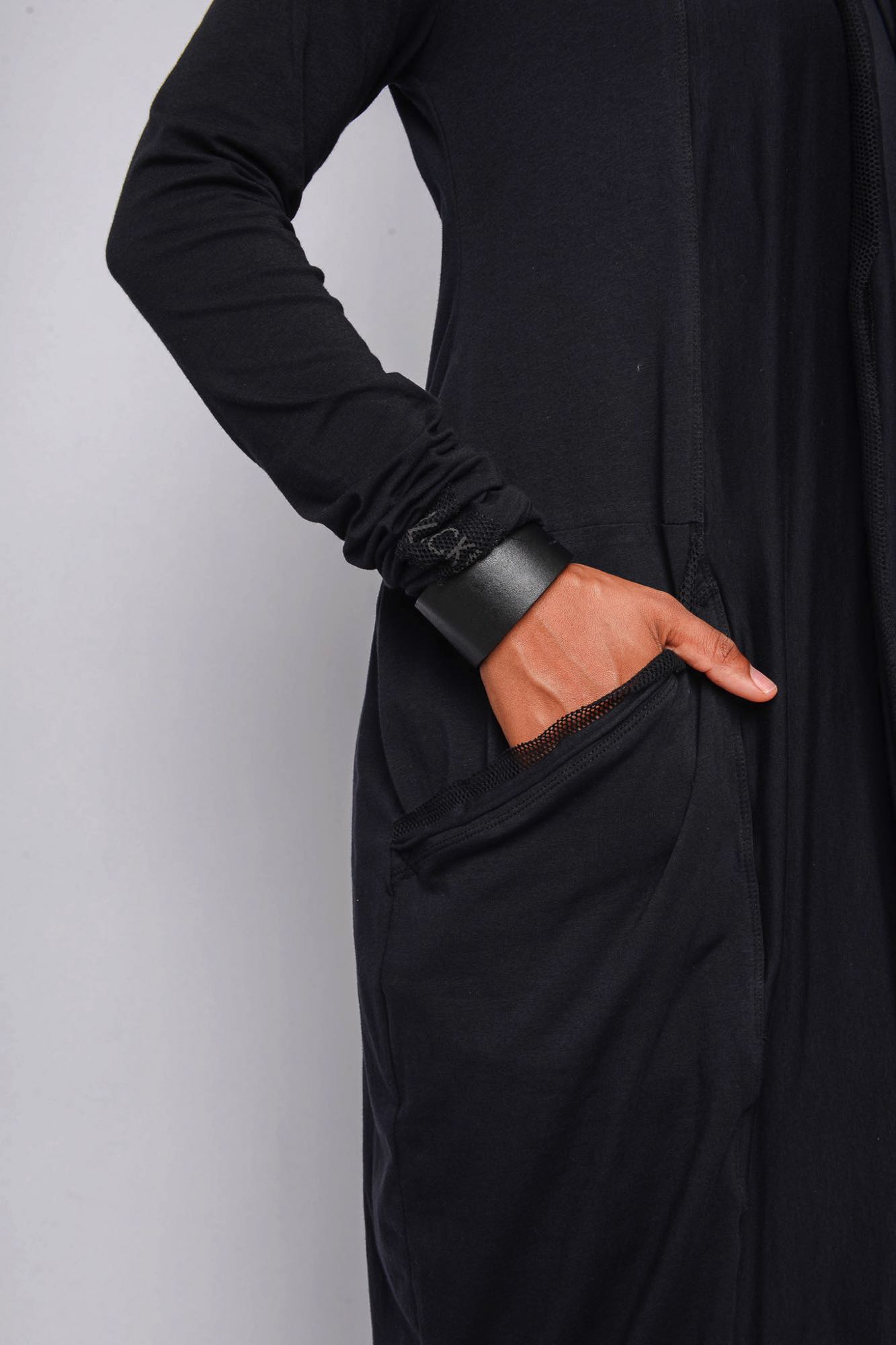 
                  
                    261.02.14 95% CO 5% EA 100 BLACK
                  
                