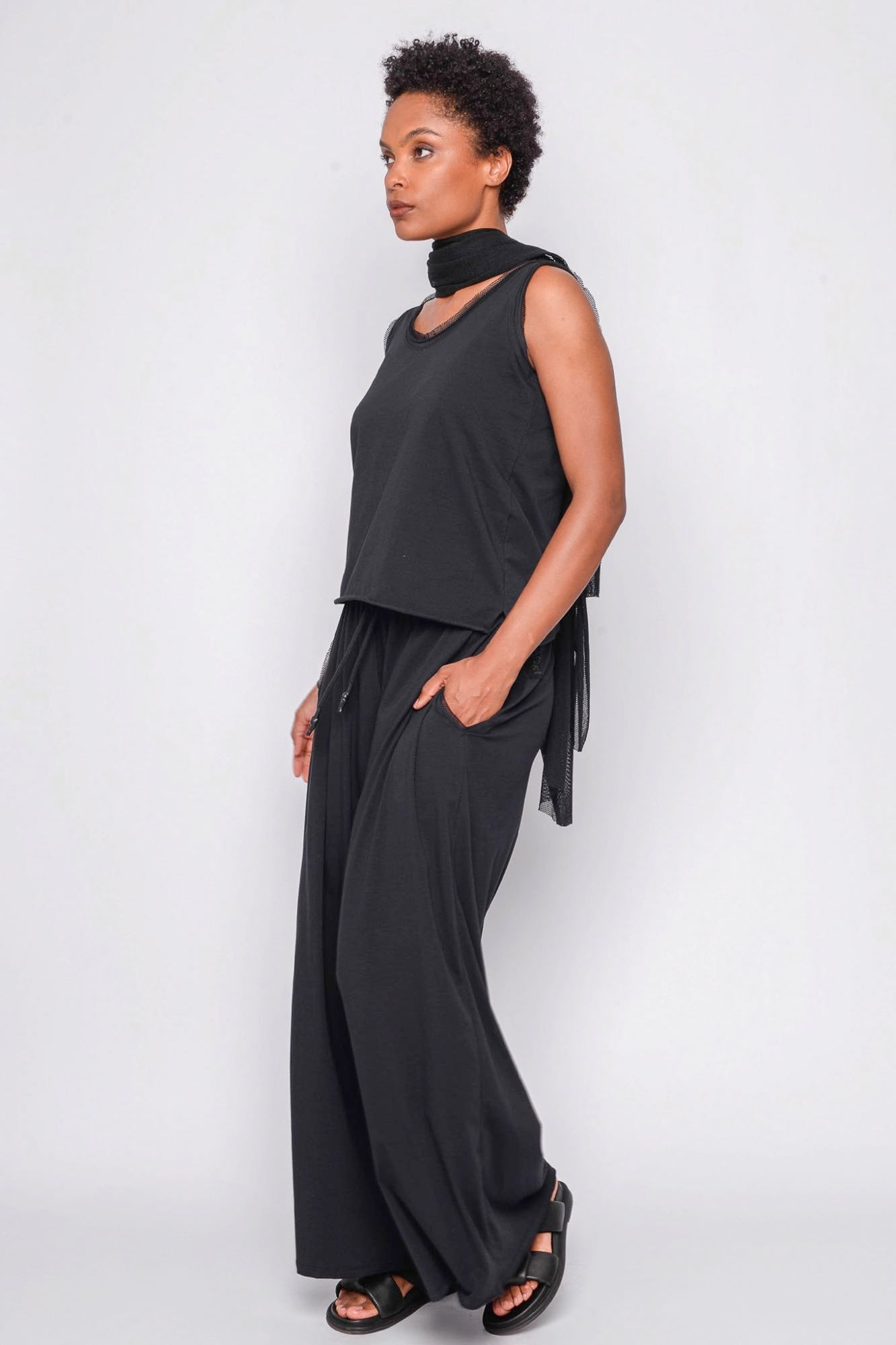 
                  
                    261.02.10 95% CO 5% EA 100 BLACK
                  
                