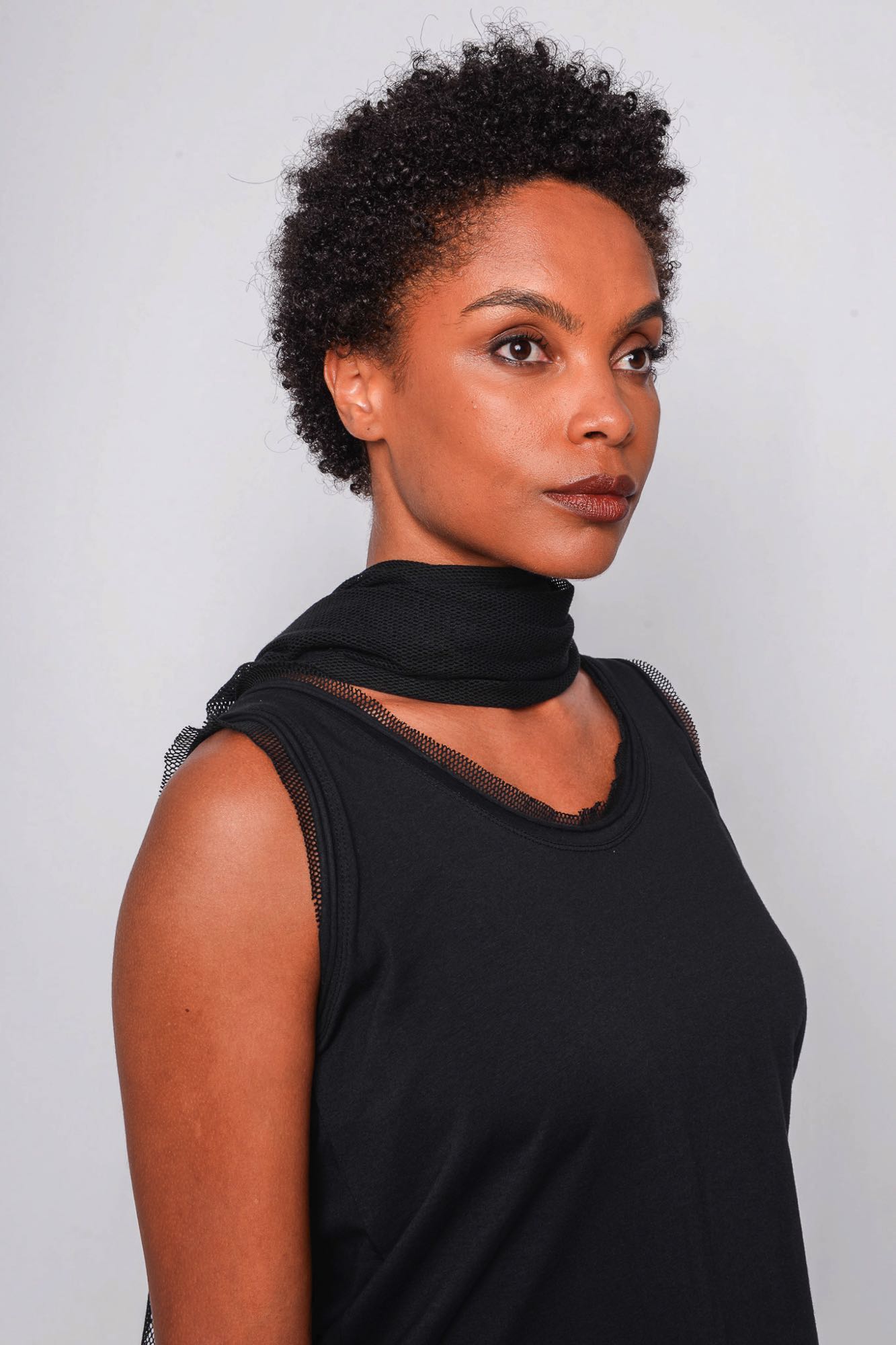 
                  
                    261.02.12 95% CO 5% EA 100 BLACK
                  
                