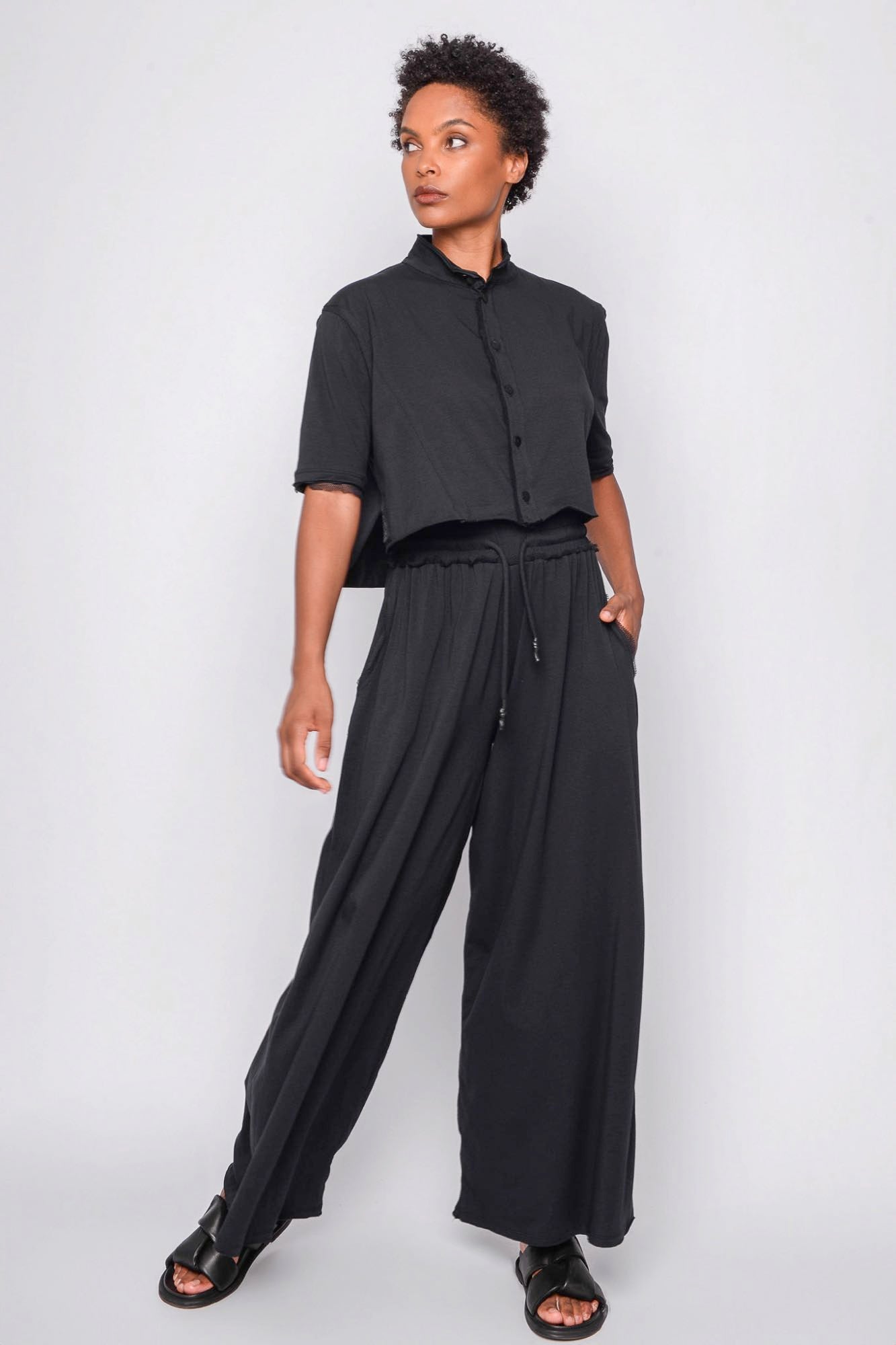 
                  
                    261.02.07 95% CO 5% EA 100 BLACK
                  
                