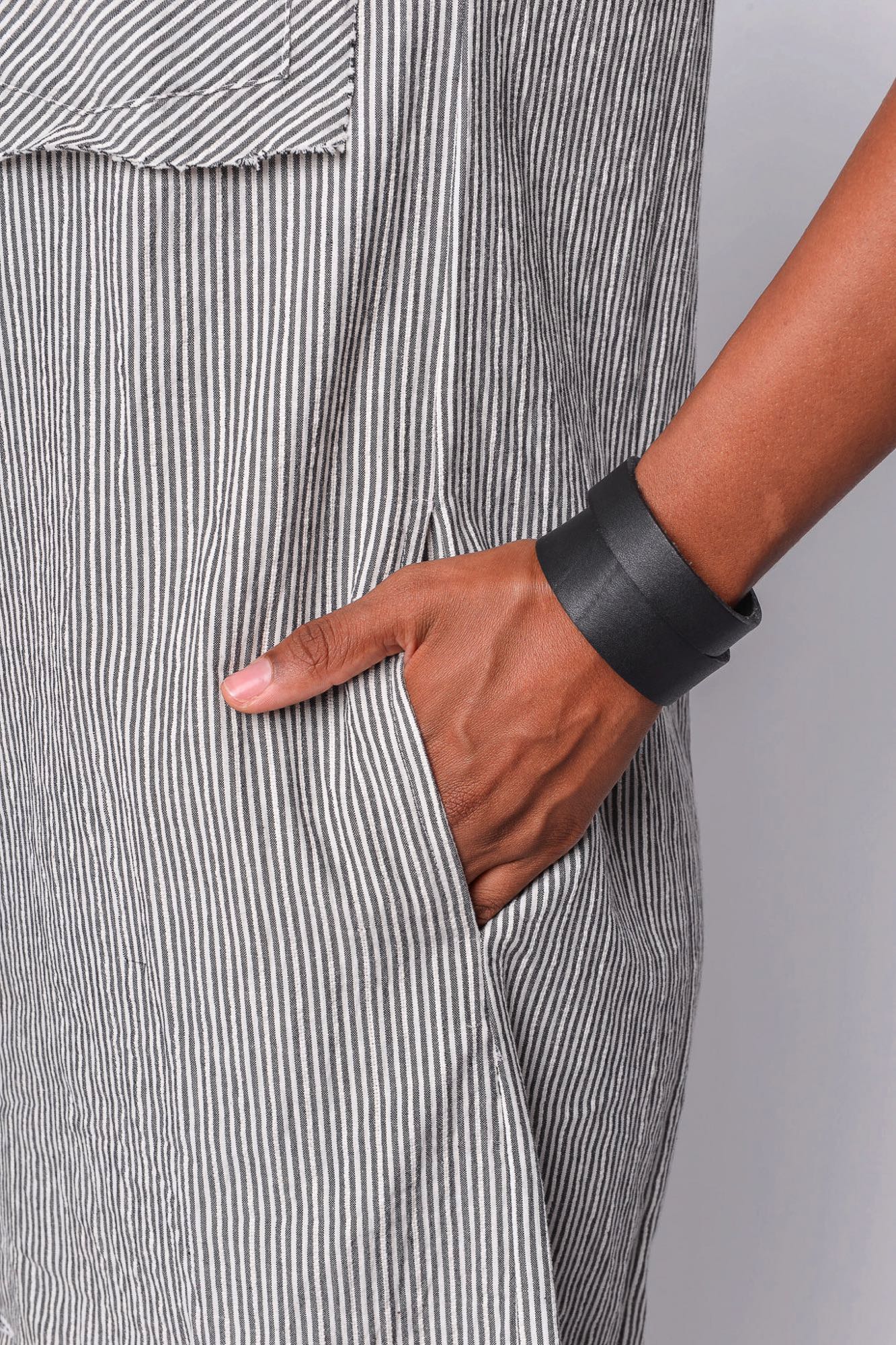 
                  
                    261.10.05 100% CO 116 STRIPES
                  
                
