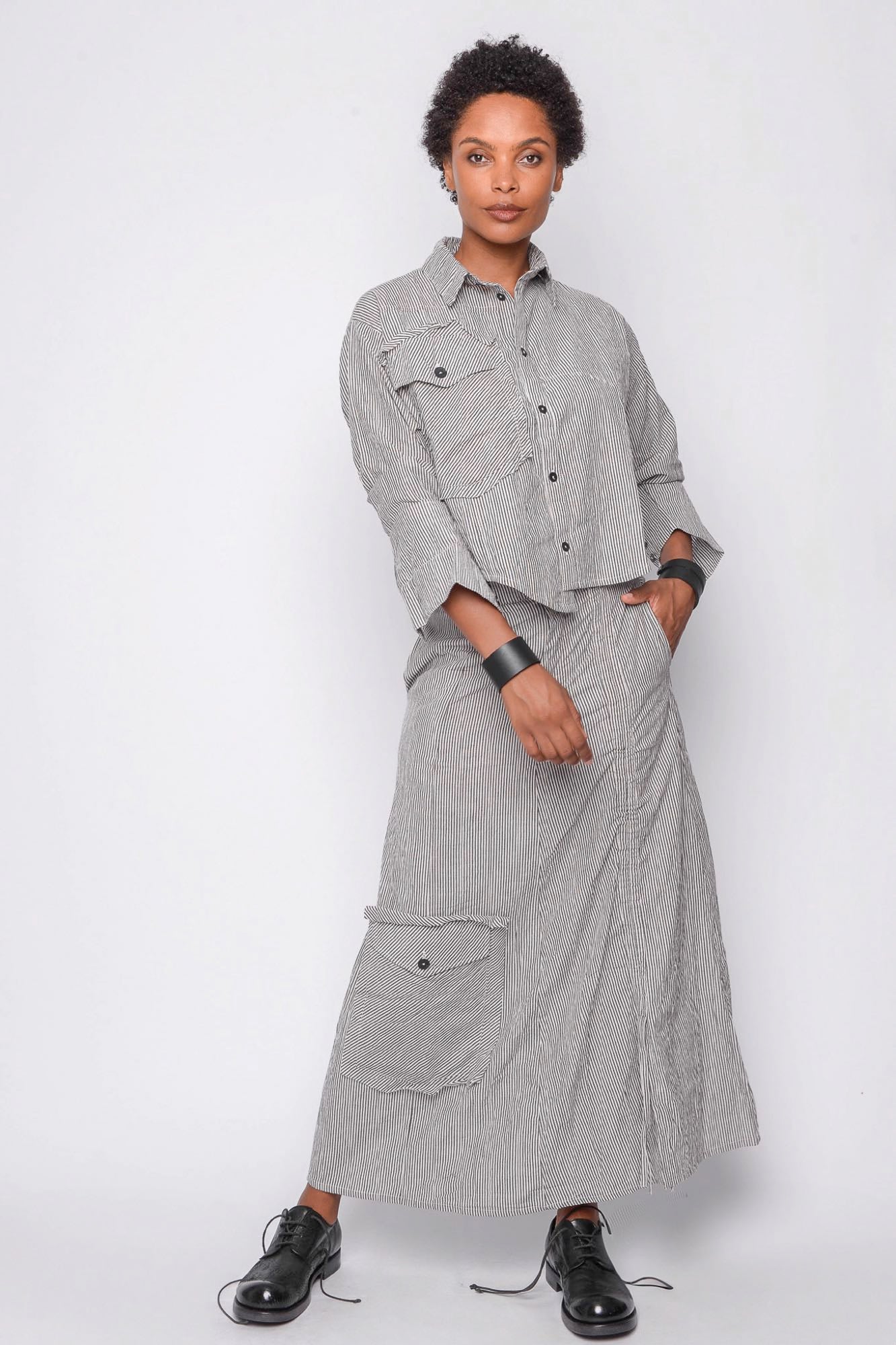 
                  
                    261.10.04 100% CO 116 STRIPES
                  
                