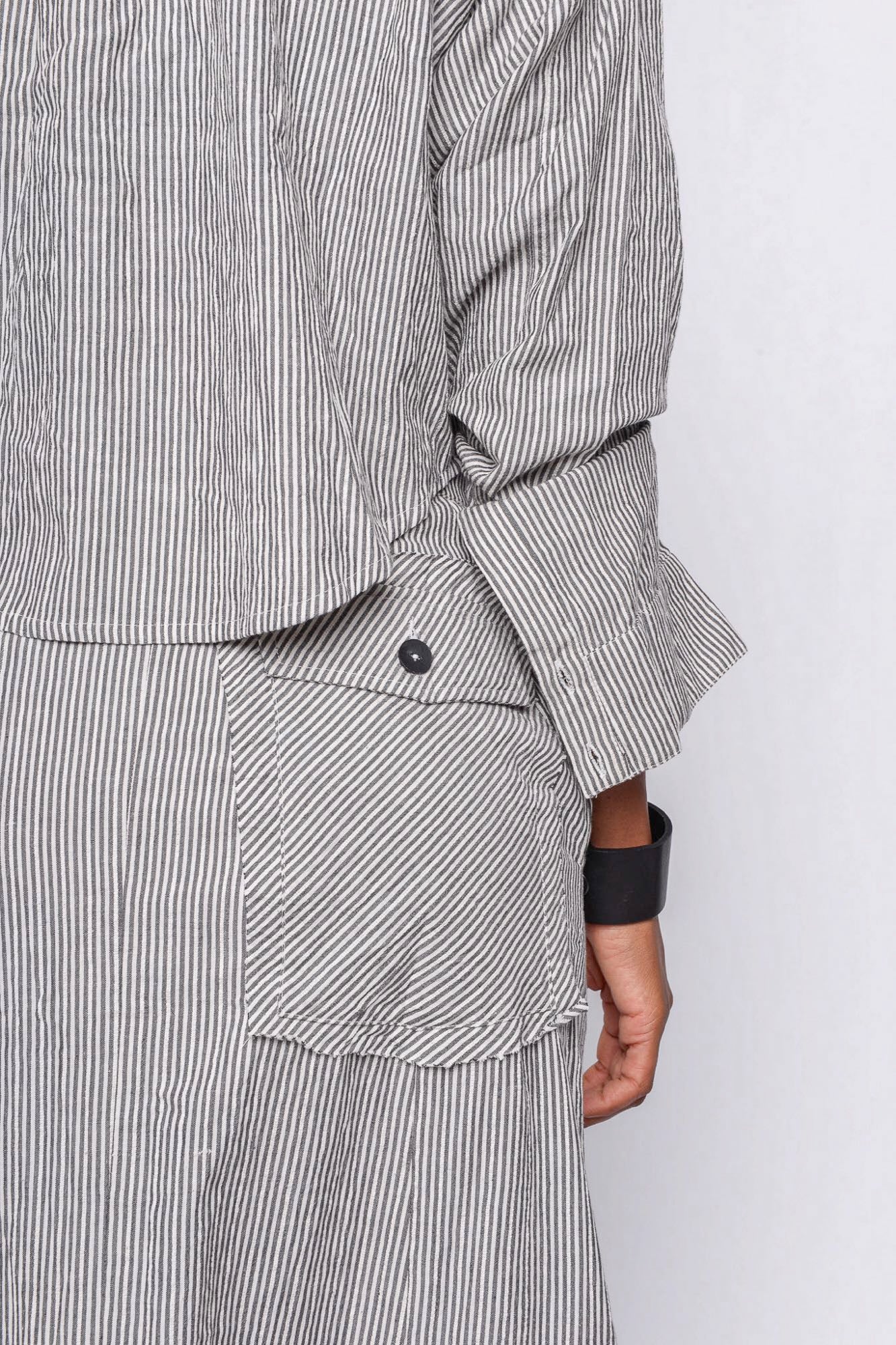 
                  
                    261.10.04 100% CO 116 STRIPES
                  
                