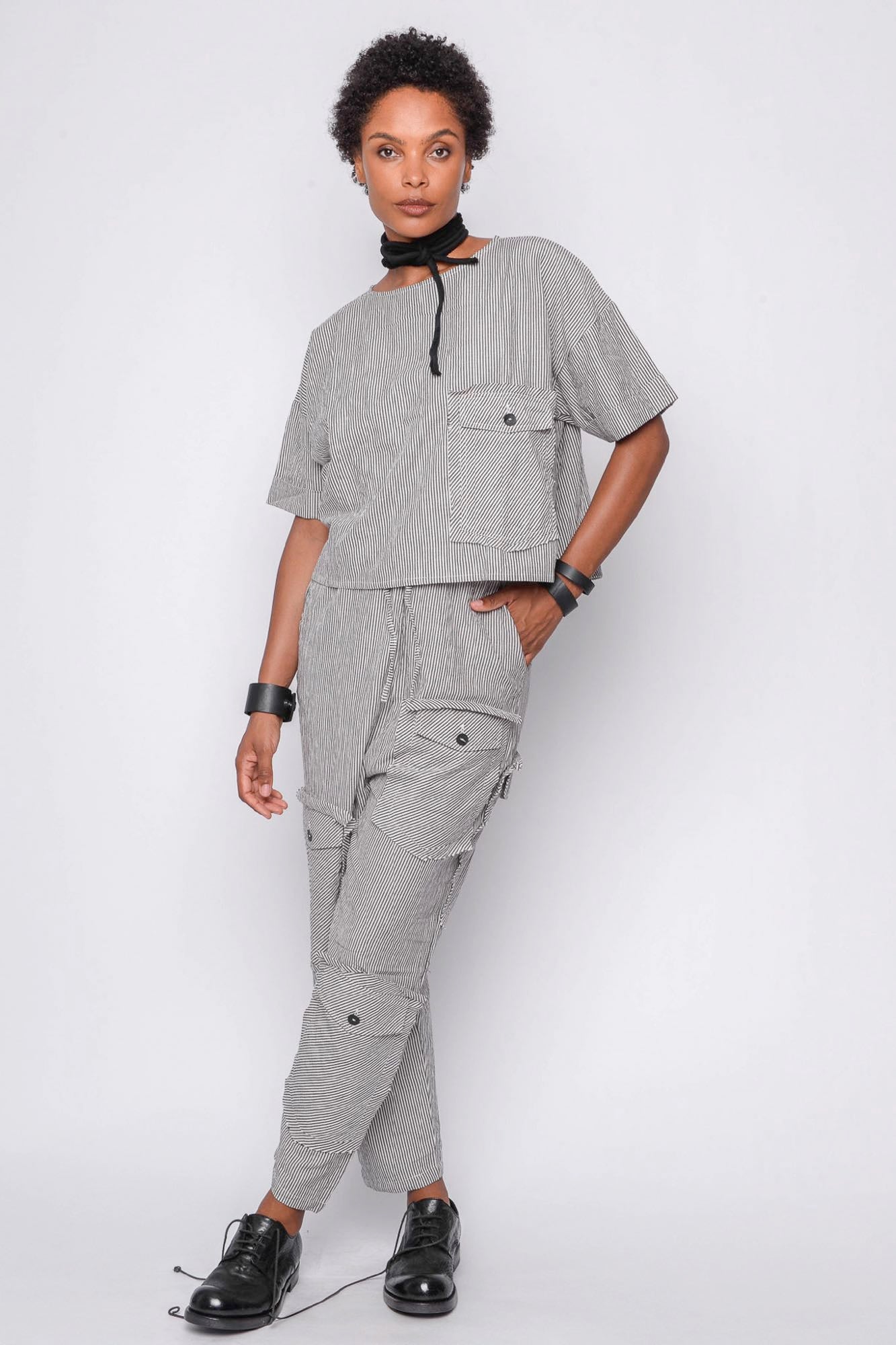 
                  
                    261.10.02 100% CO 116 STRIPES
                  
                