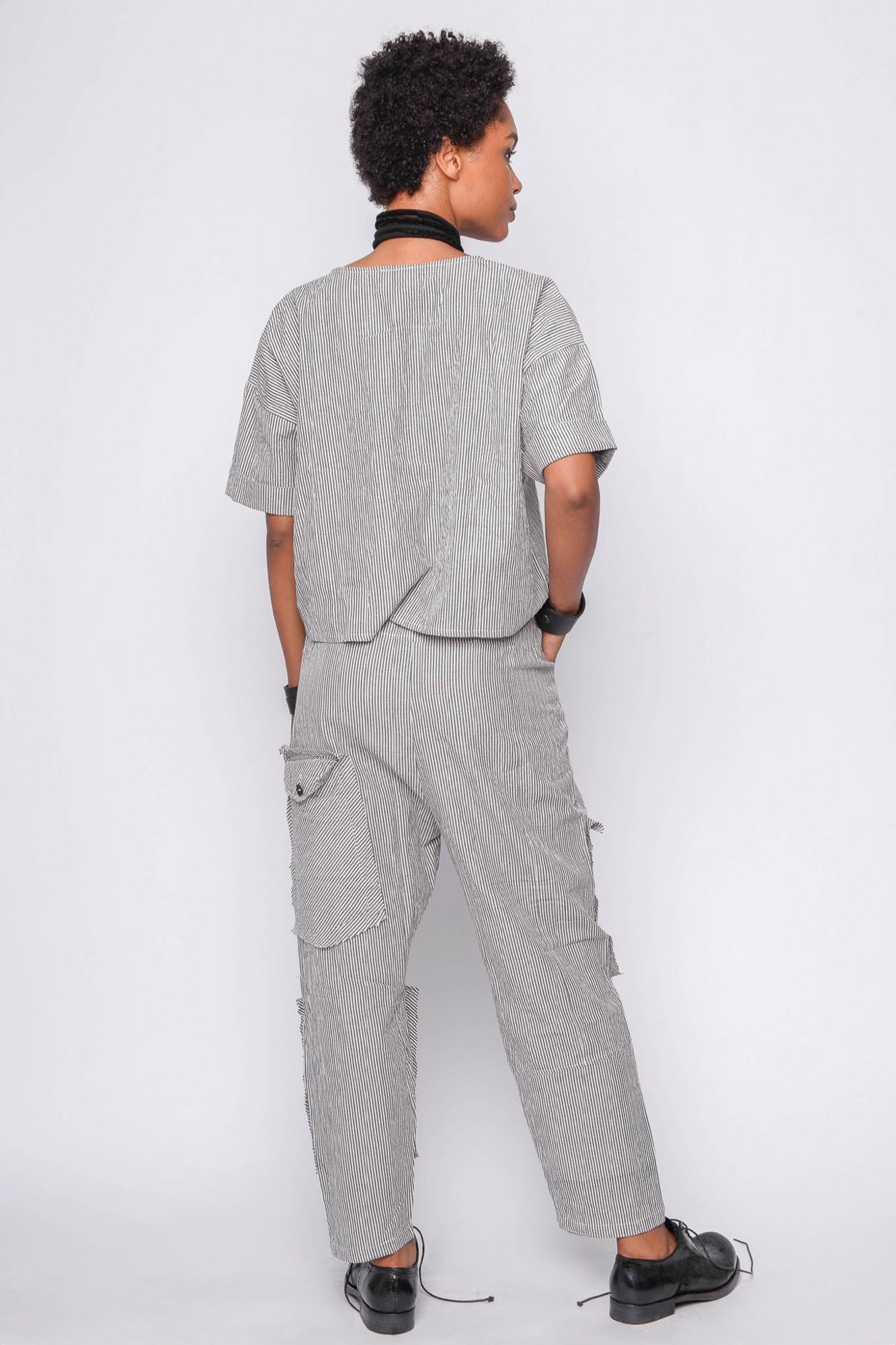 
                  
                    261.10.02 100% CO 116 STRIPES
                  
                