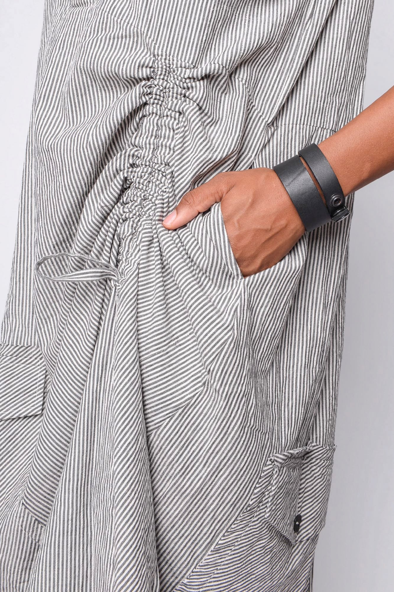 
                  
                    261.10.01 100% CO 116 STRIPES
                  
                