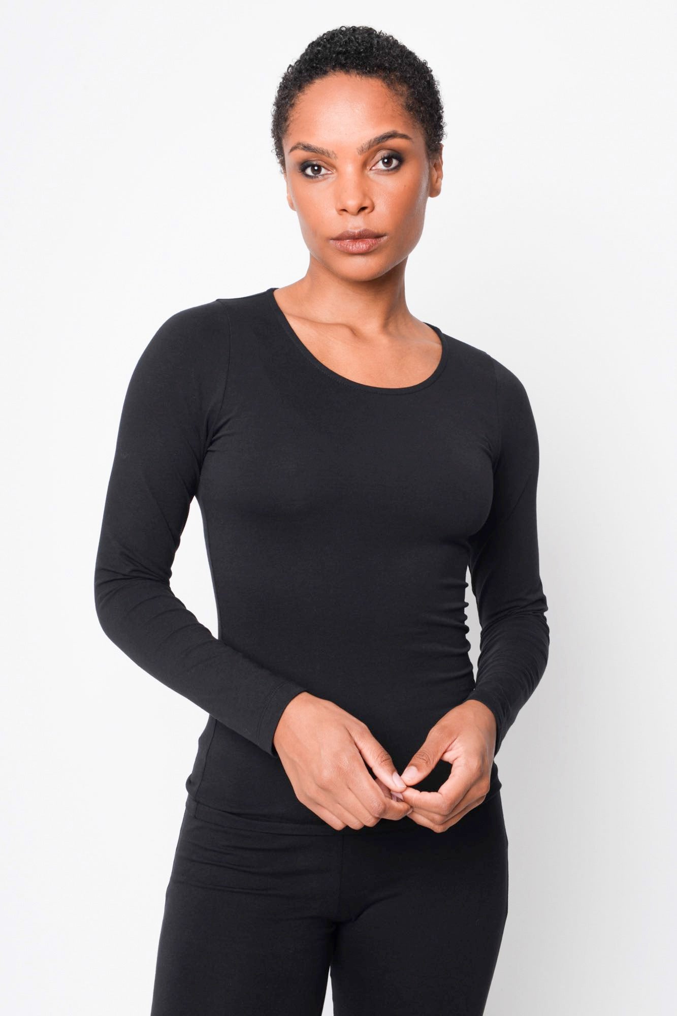 
                  
                    B33.252.01.01 WEB 94%CO 6%EA 100 BLACK
                  
                