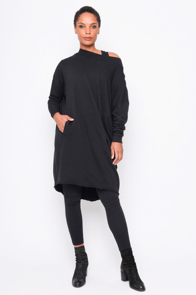 
                  
                    252.04.01 100% CO 100 BLACK
                  
                