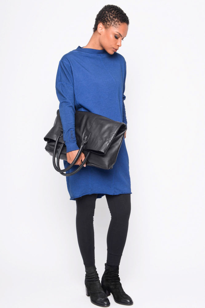 
                  
                    B40.252.40.01 100%LEATH/95%NY5%EA 100 BLACK
                  
                