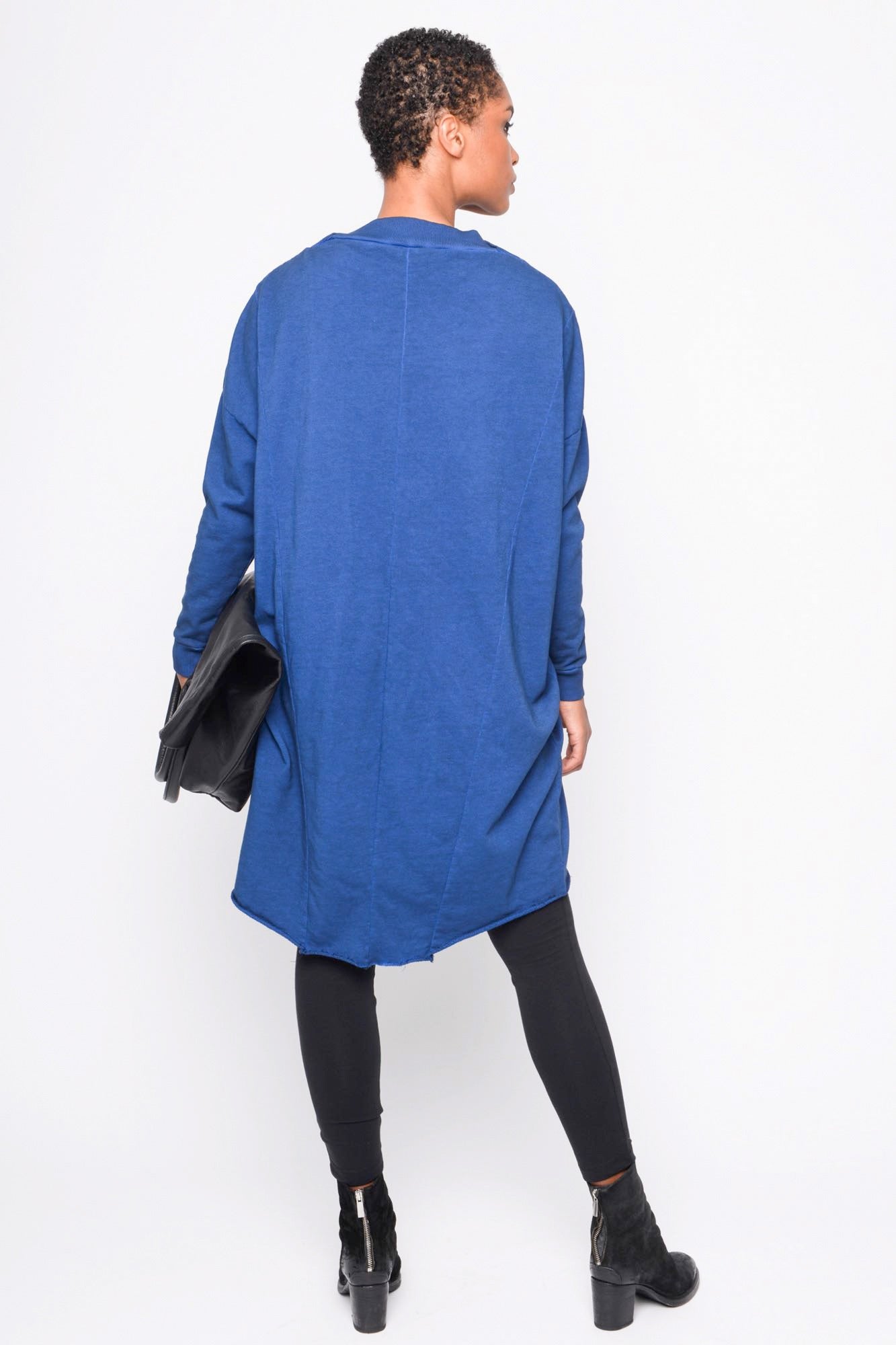 
                  
                    252.04.01 100% CO DARK WASH NIGHTBLUE
                  
                