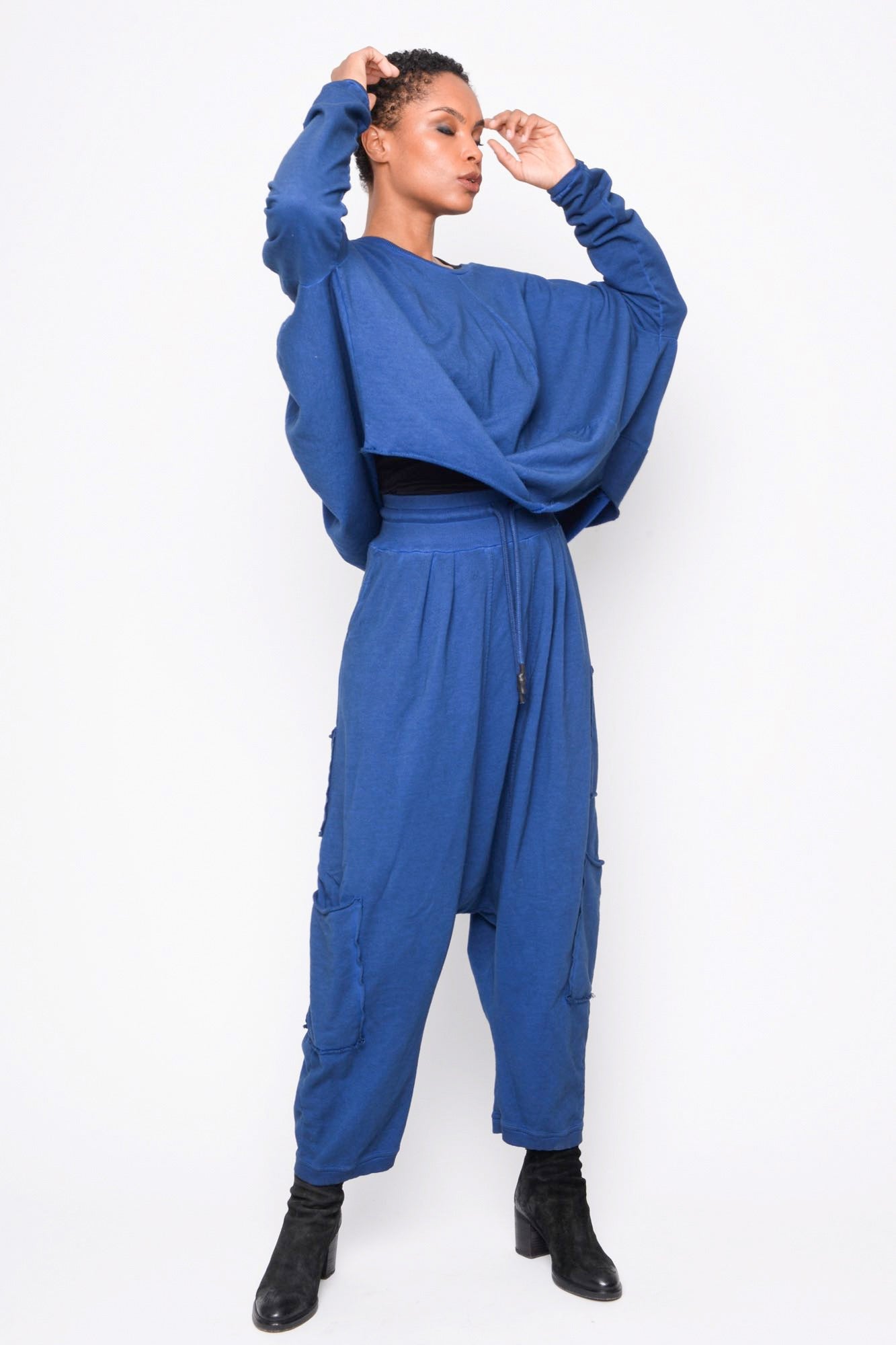 
                  
                    252.04.03 100% CO DARK WASH NIGHTBLUE
                  
                